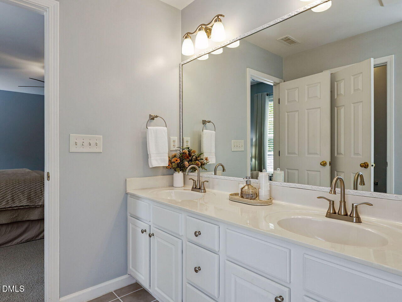 3220 Orchestra Court Property Photo 22