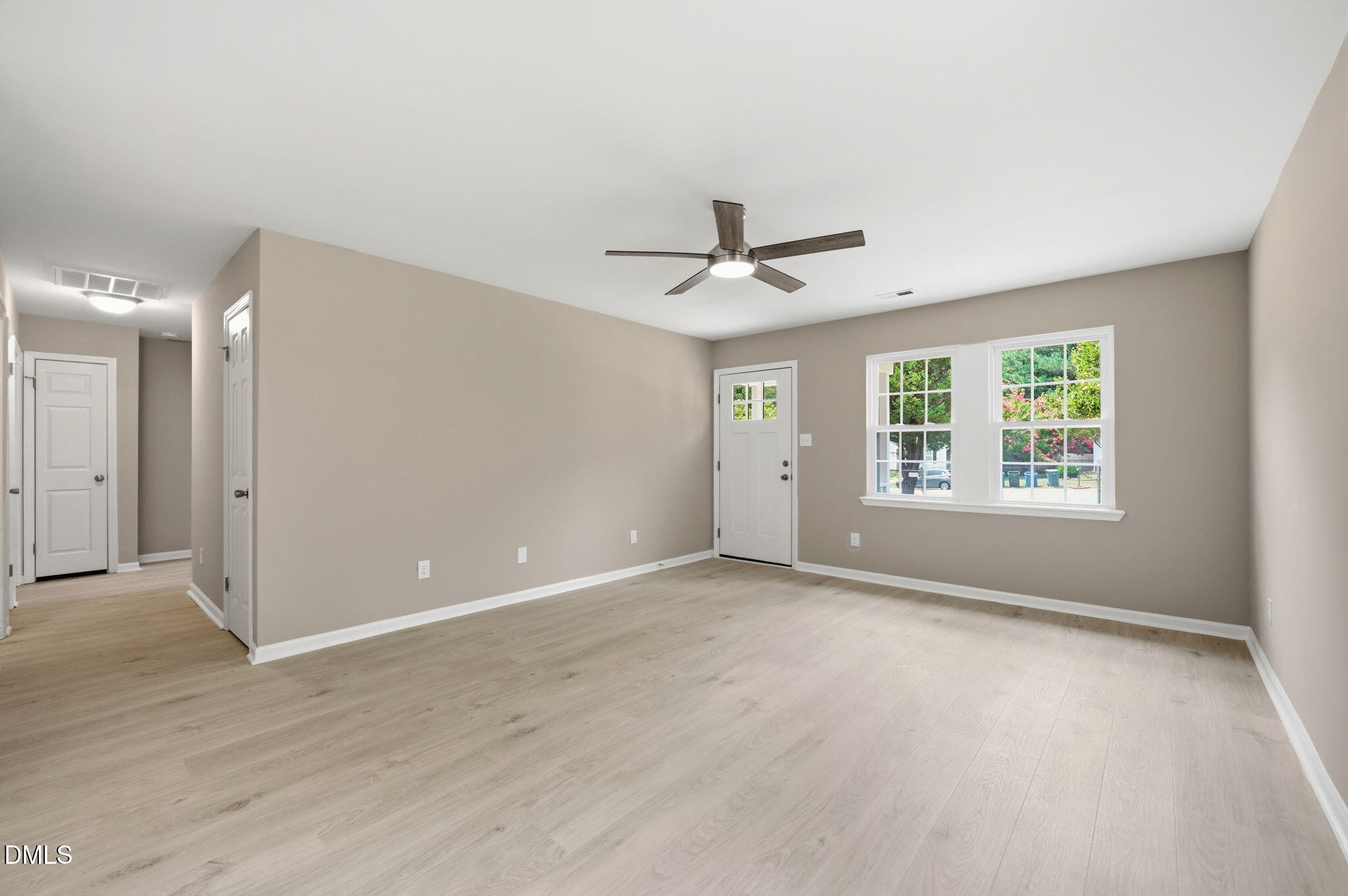 828 Shari Court Property Photo 14