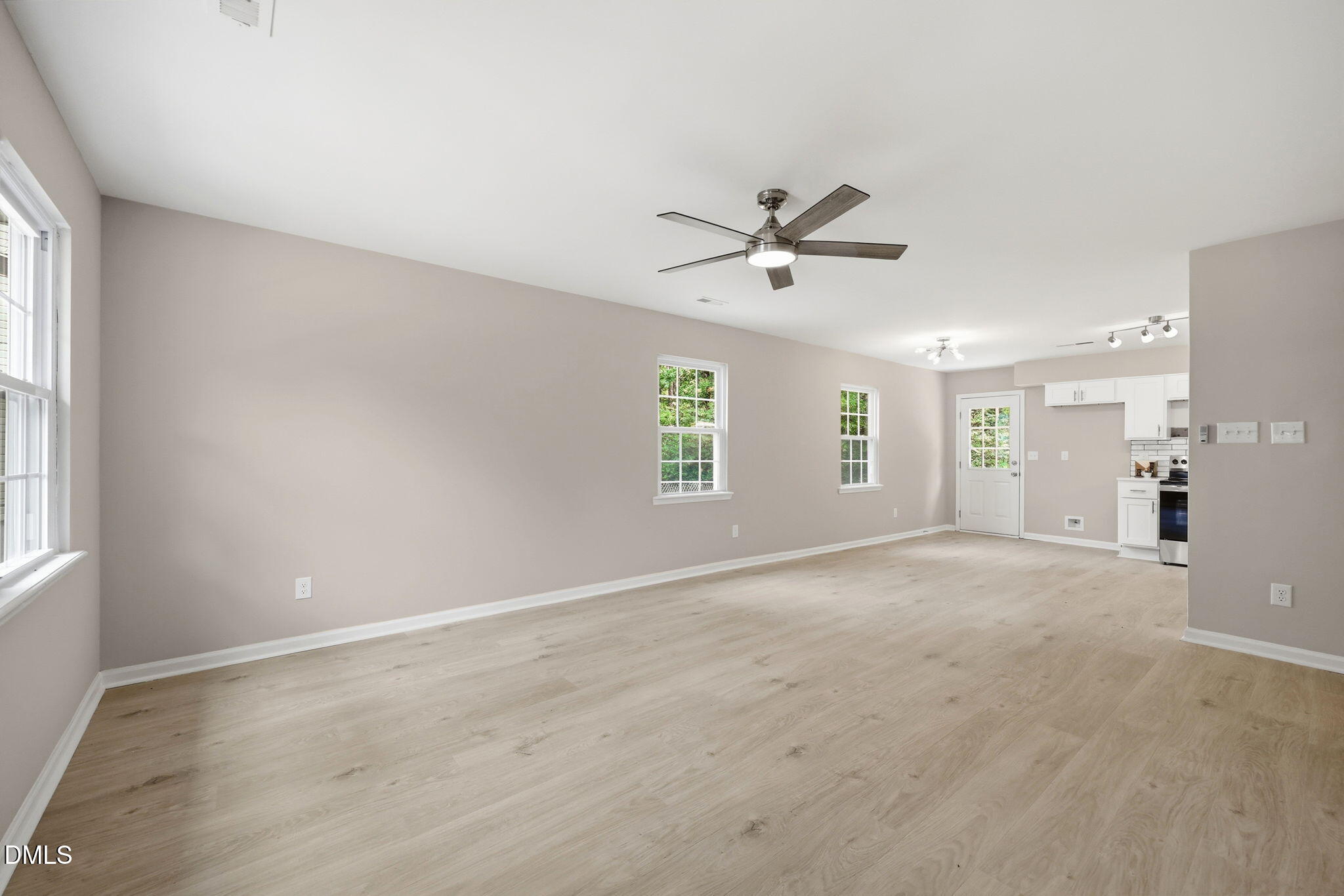 828 Shari Court Property Photo 15