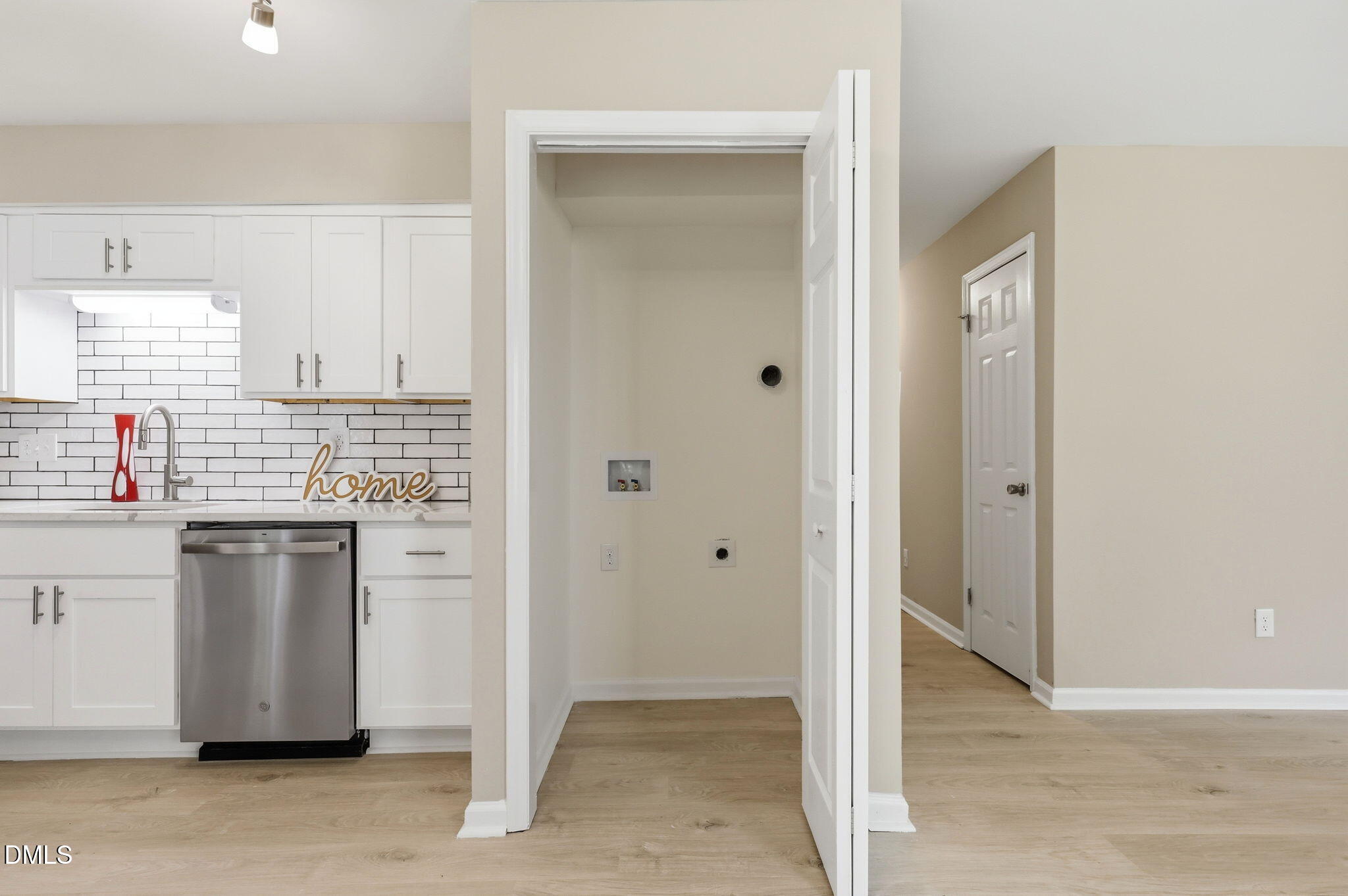 828 Shari Court Property Photo 24