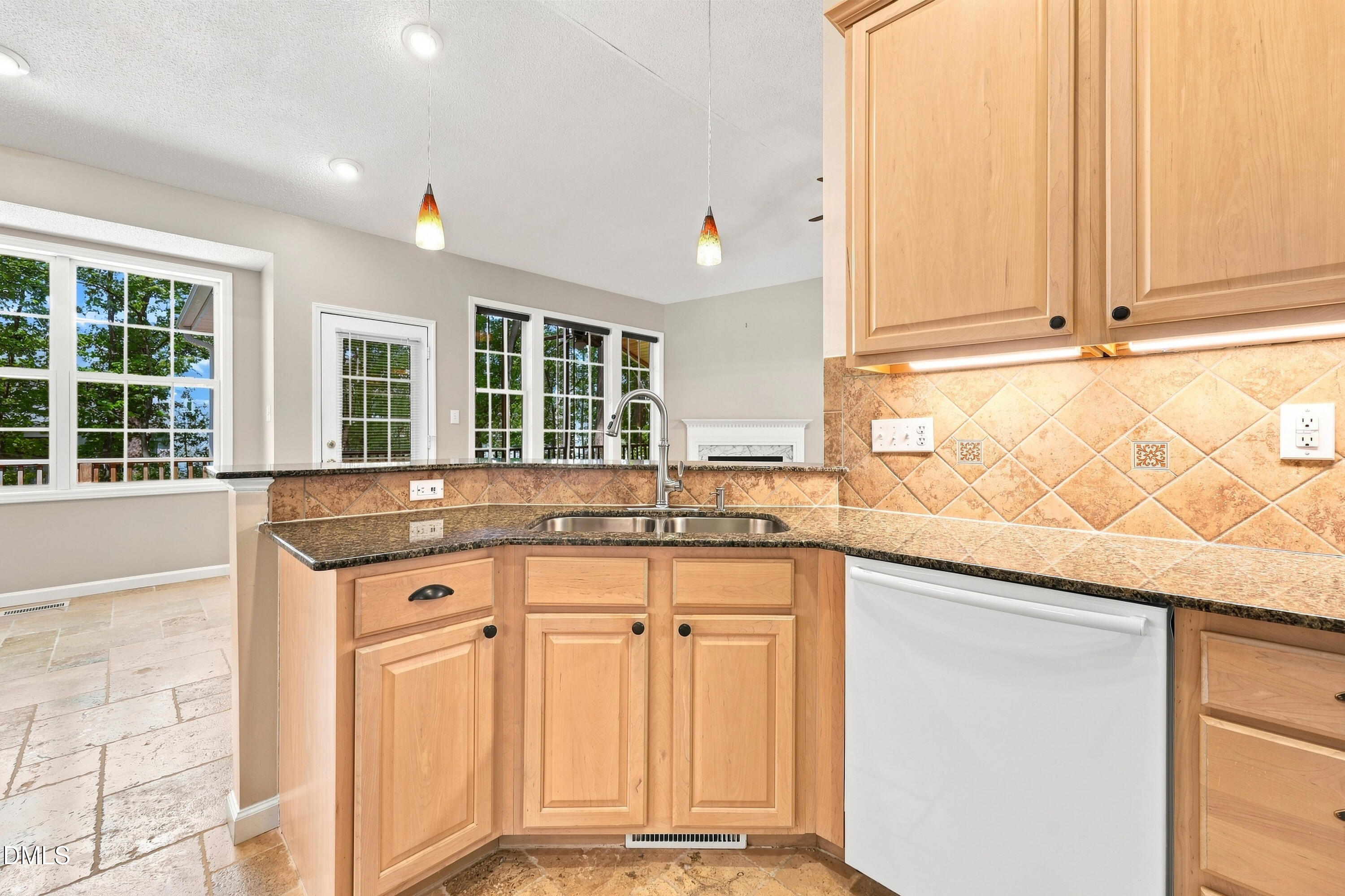 3119 Cregler Drive Property Photo 6