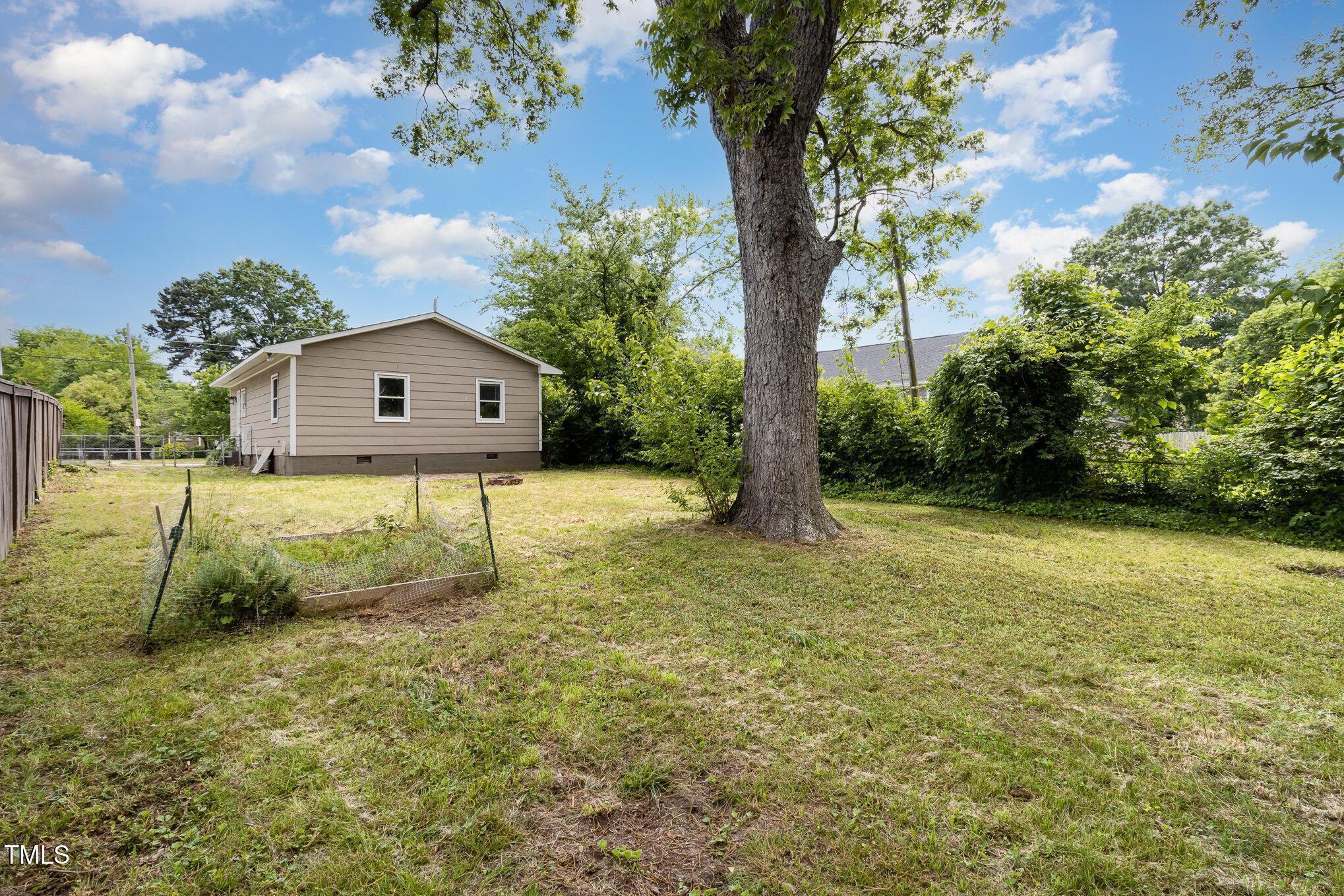 823 Cotton Place Property Photo 24