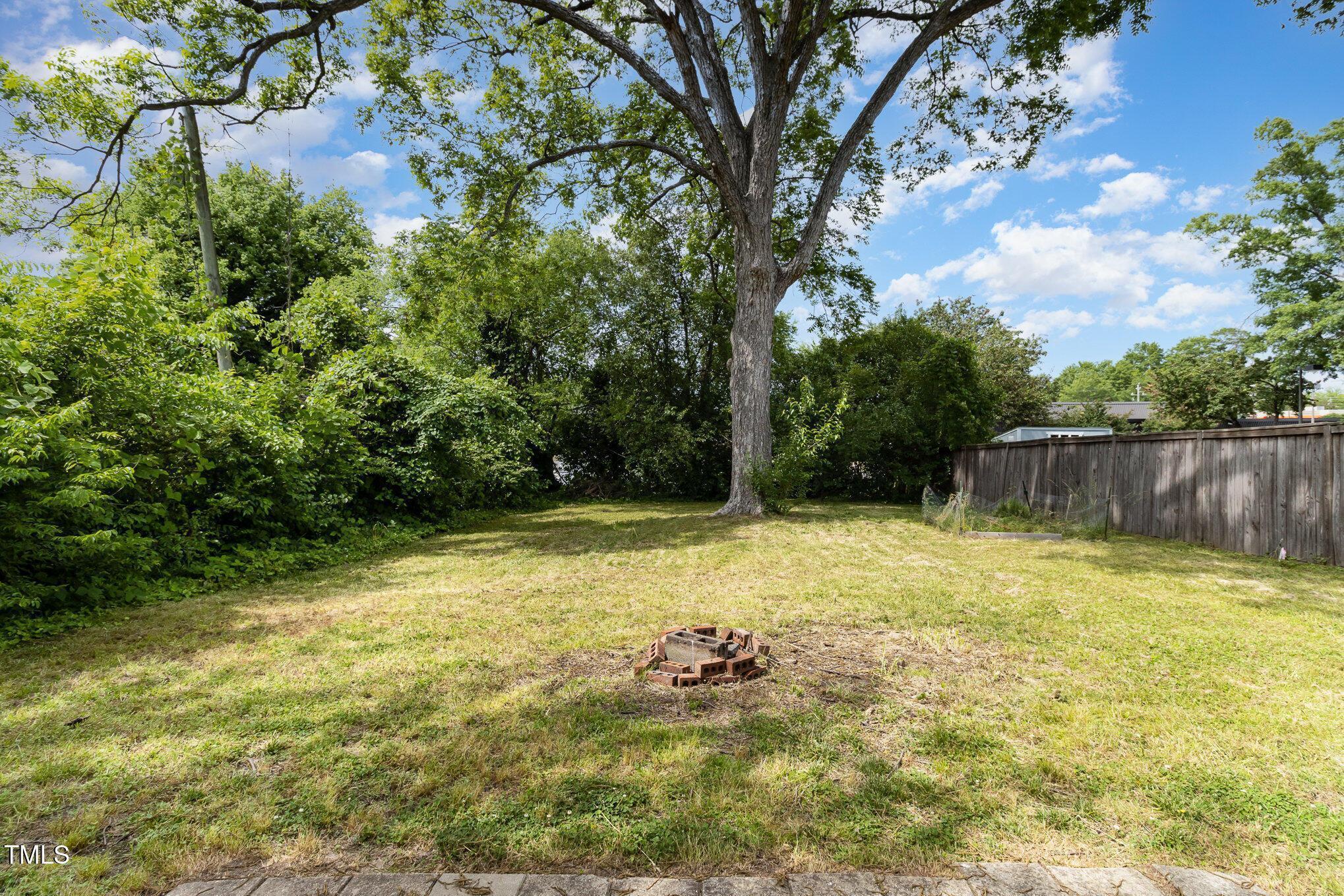 823 Cotton Place Property Photo 26