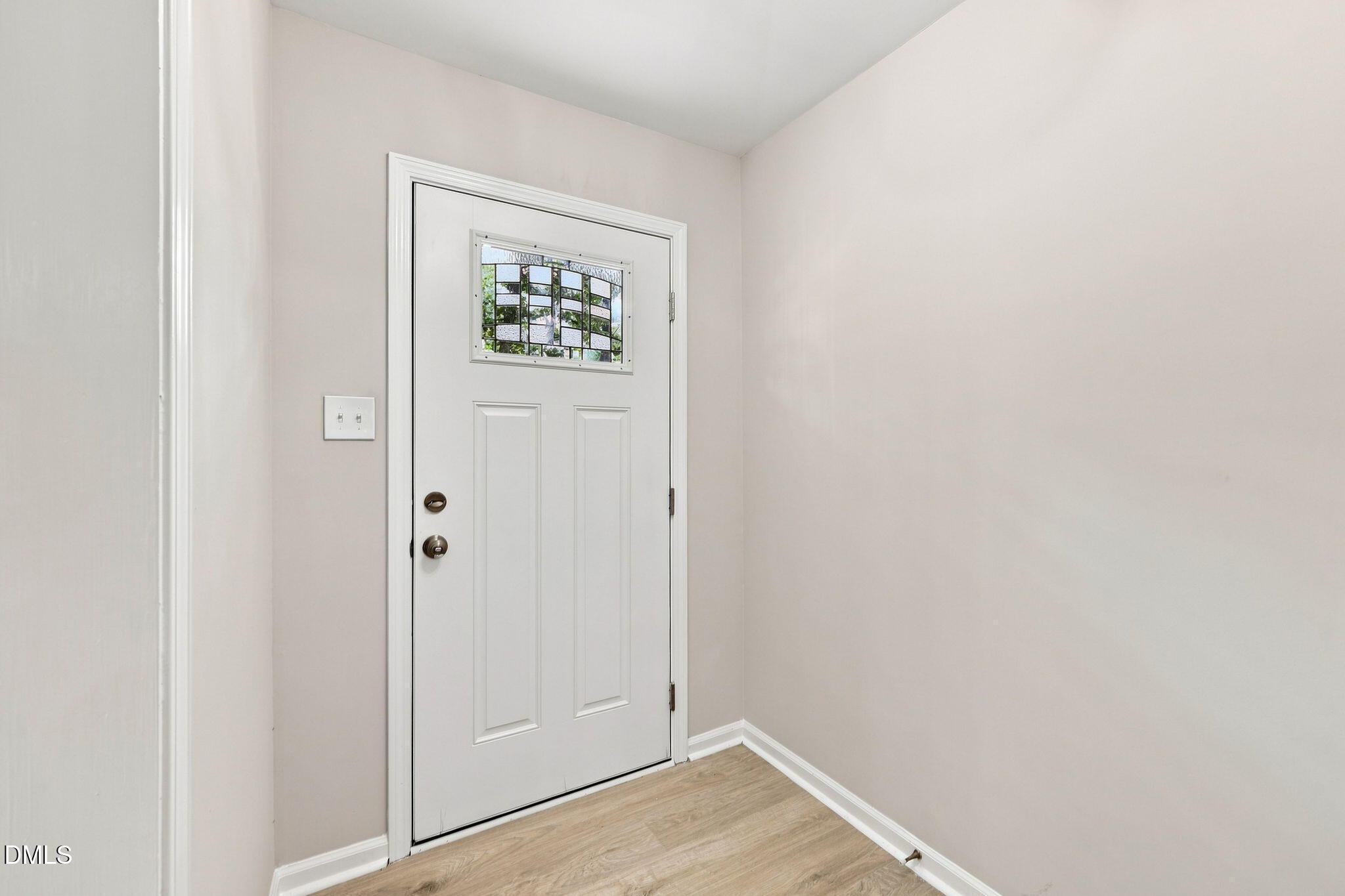 807 Yosemite Circle Property Photo 22