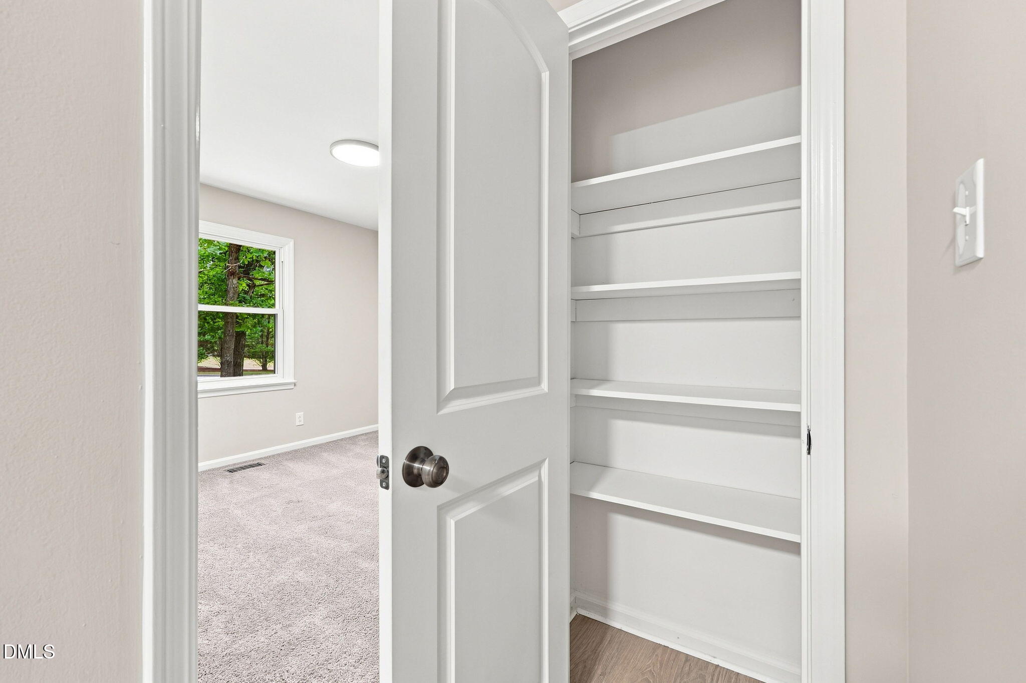 807 Yosemite Circle Property Photo 30
