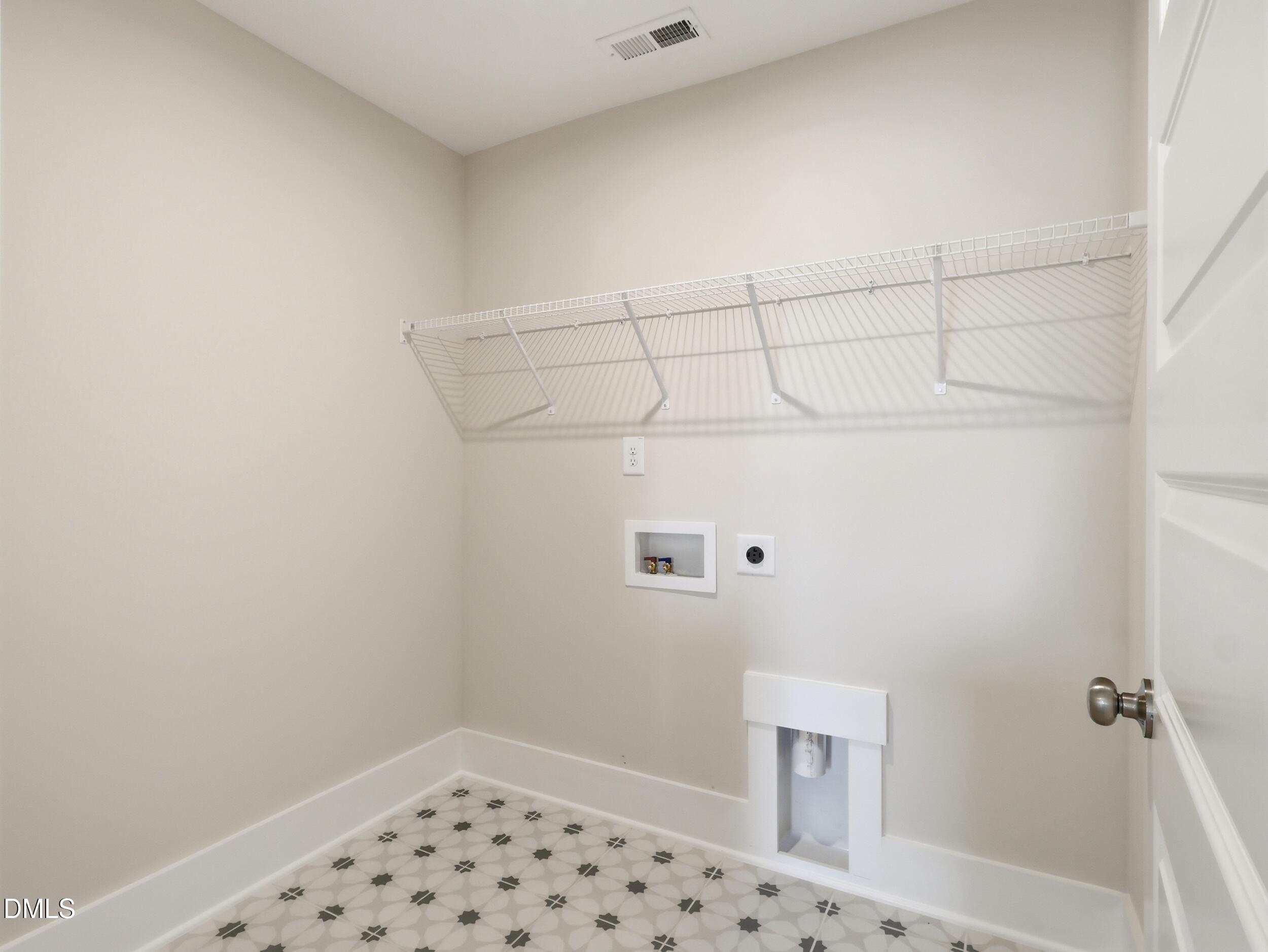 325 Oak Meadow Lane Property Photo 21