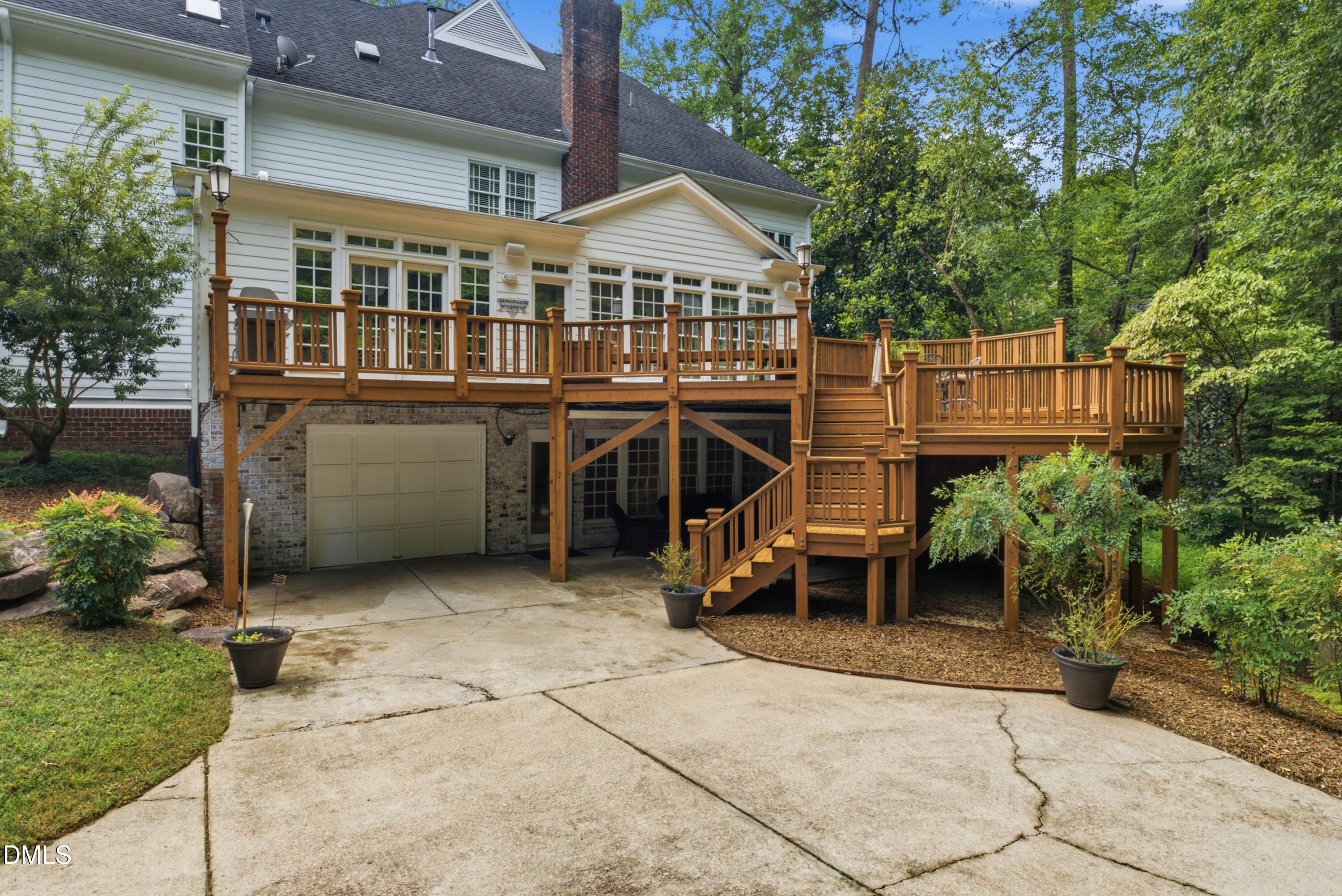 421 Swans Mill Crossing Property Photo 45