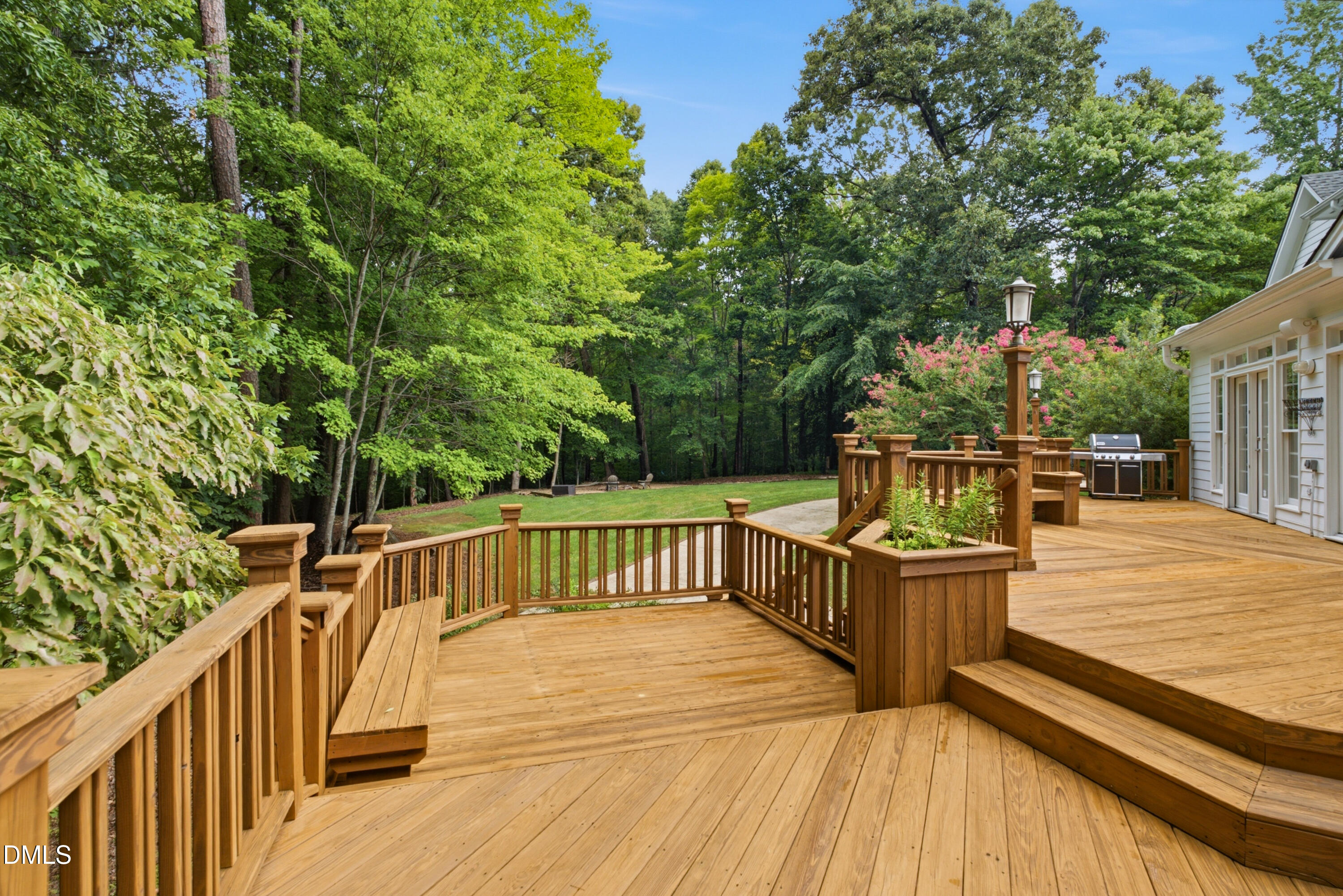 421 Swans Mill Crossing Property Photo 47