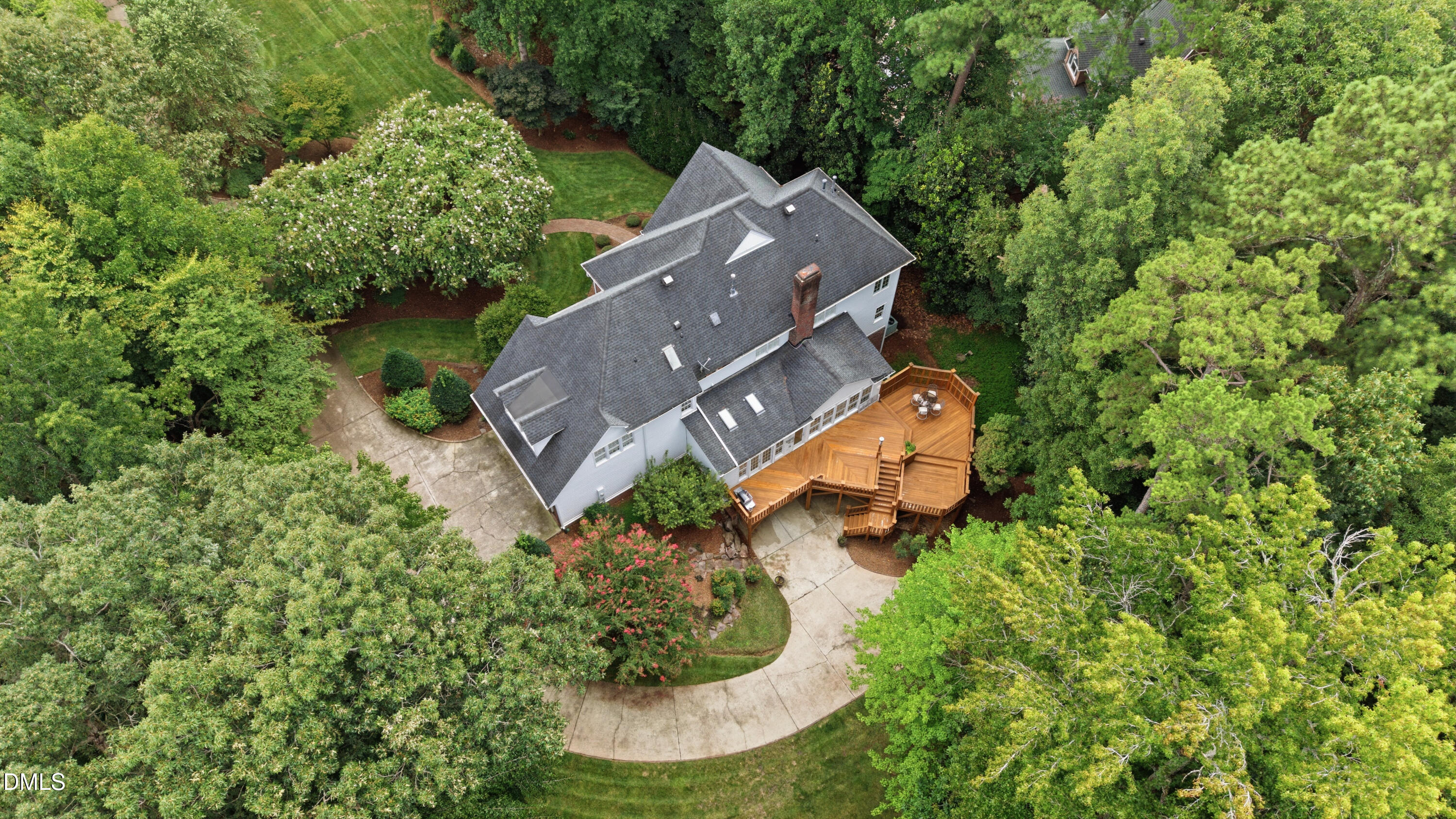 421 Swans Mill Crossing Property Photo 49