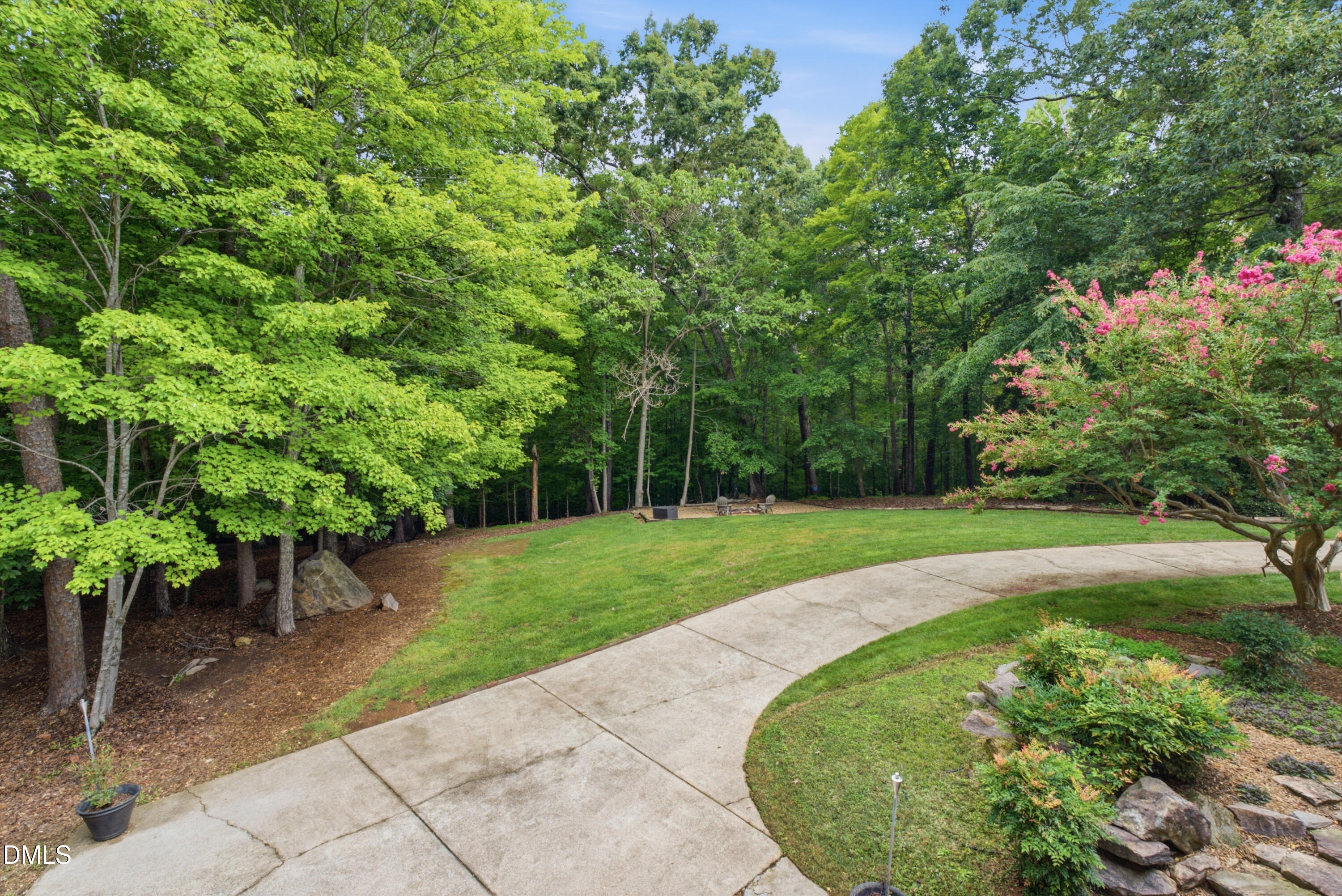 421 Swans Mill Crossing Property Photo 58