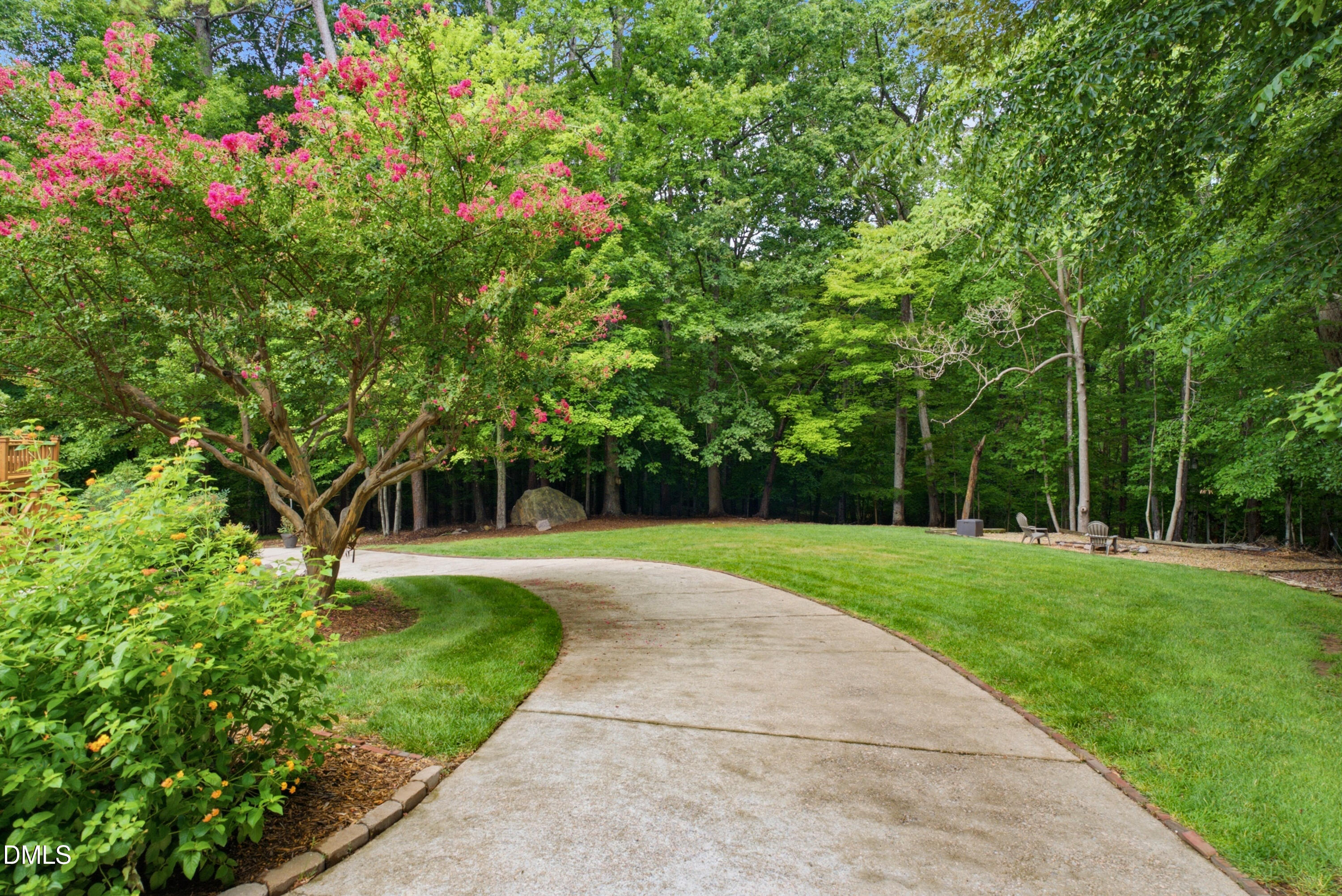 421 Swans Mill Crossing Property Photo 59