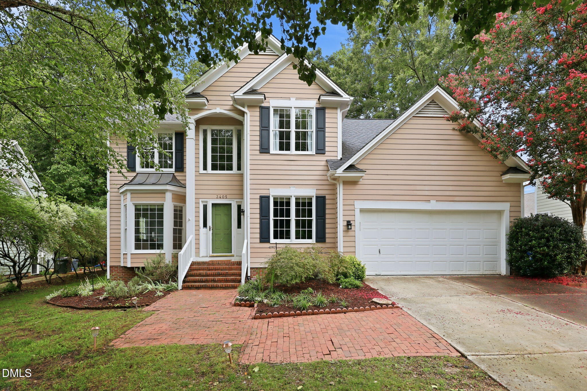 3405 Shady Creek Drive Property Photo 1
