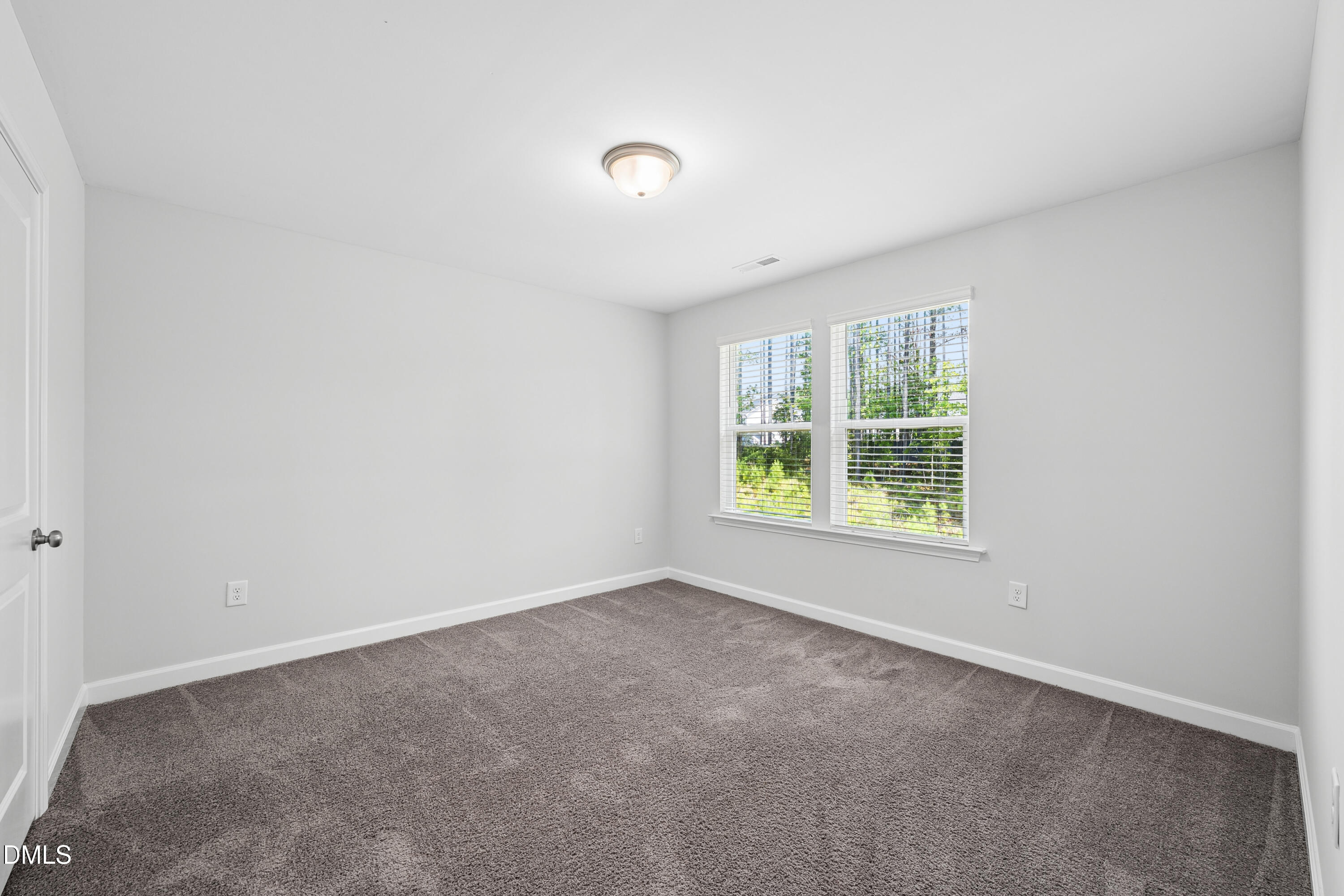 40 Echo Canyon Drive Property Photo 30