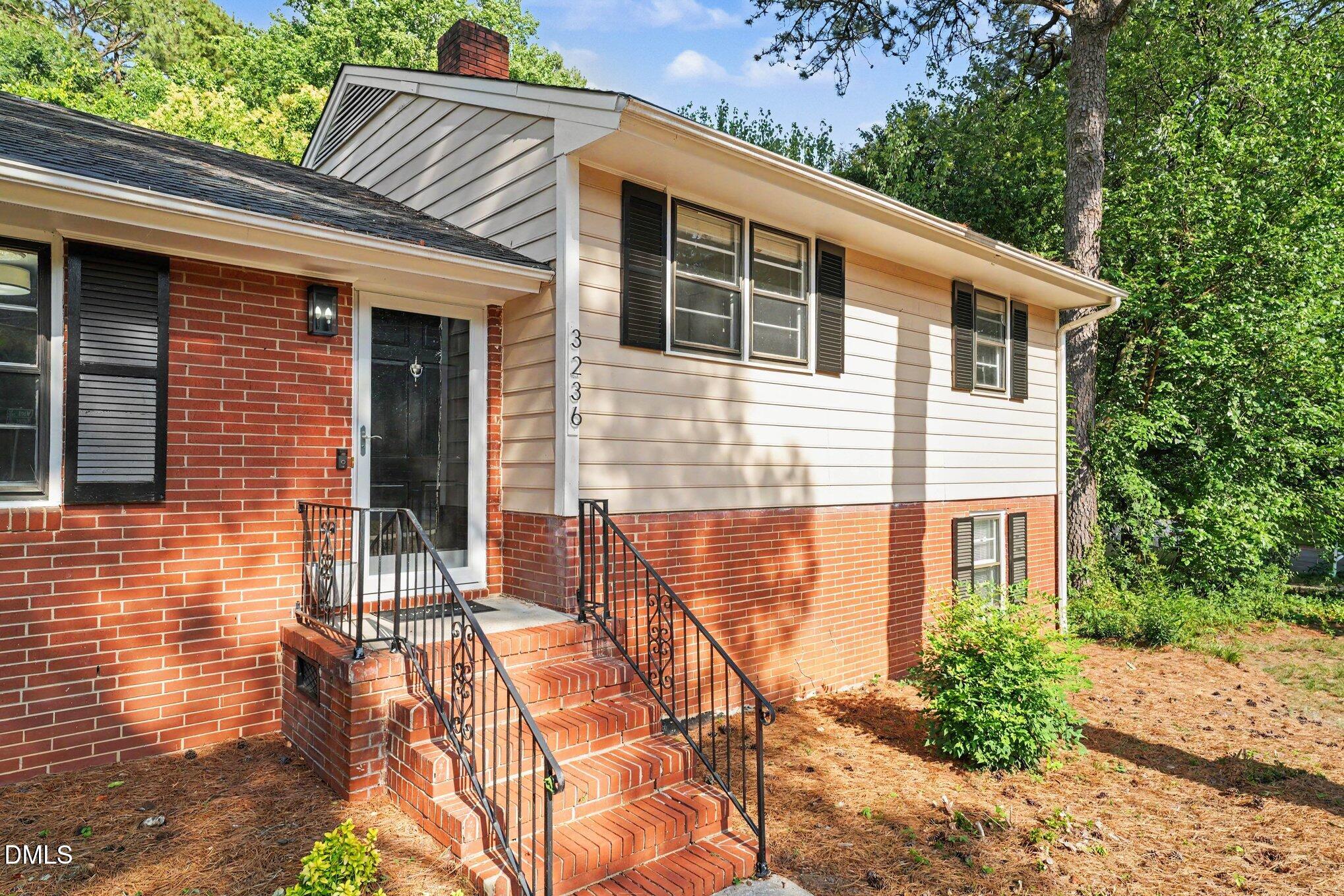 3236 Ward Road Property Photo 4