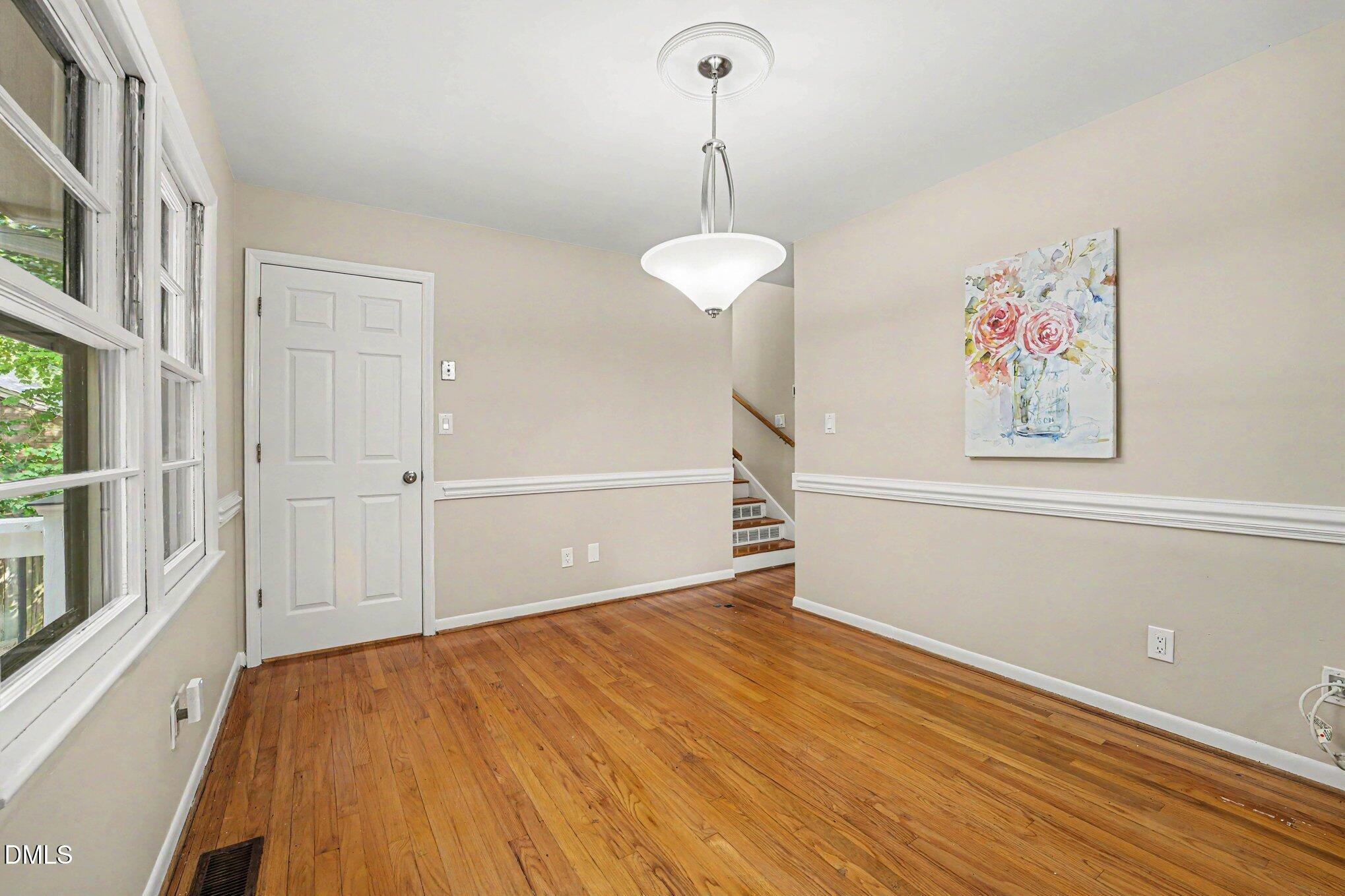 3236 Ward Road Property Photo 7