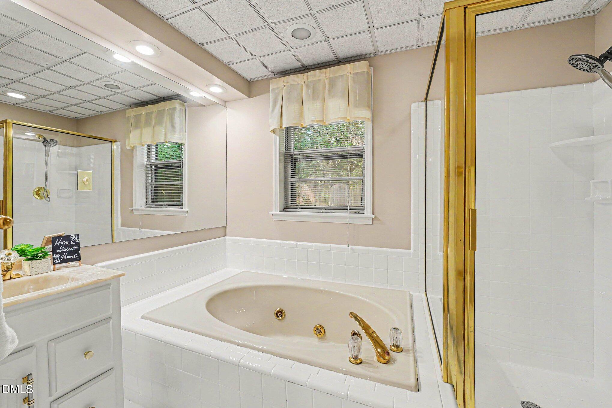 3236 Ward Road Property Photo 15