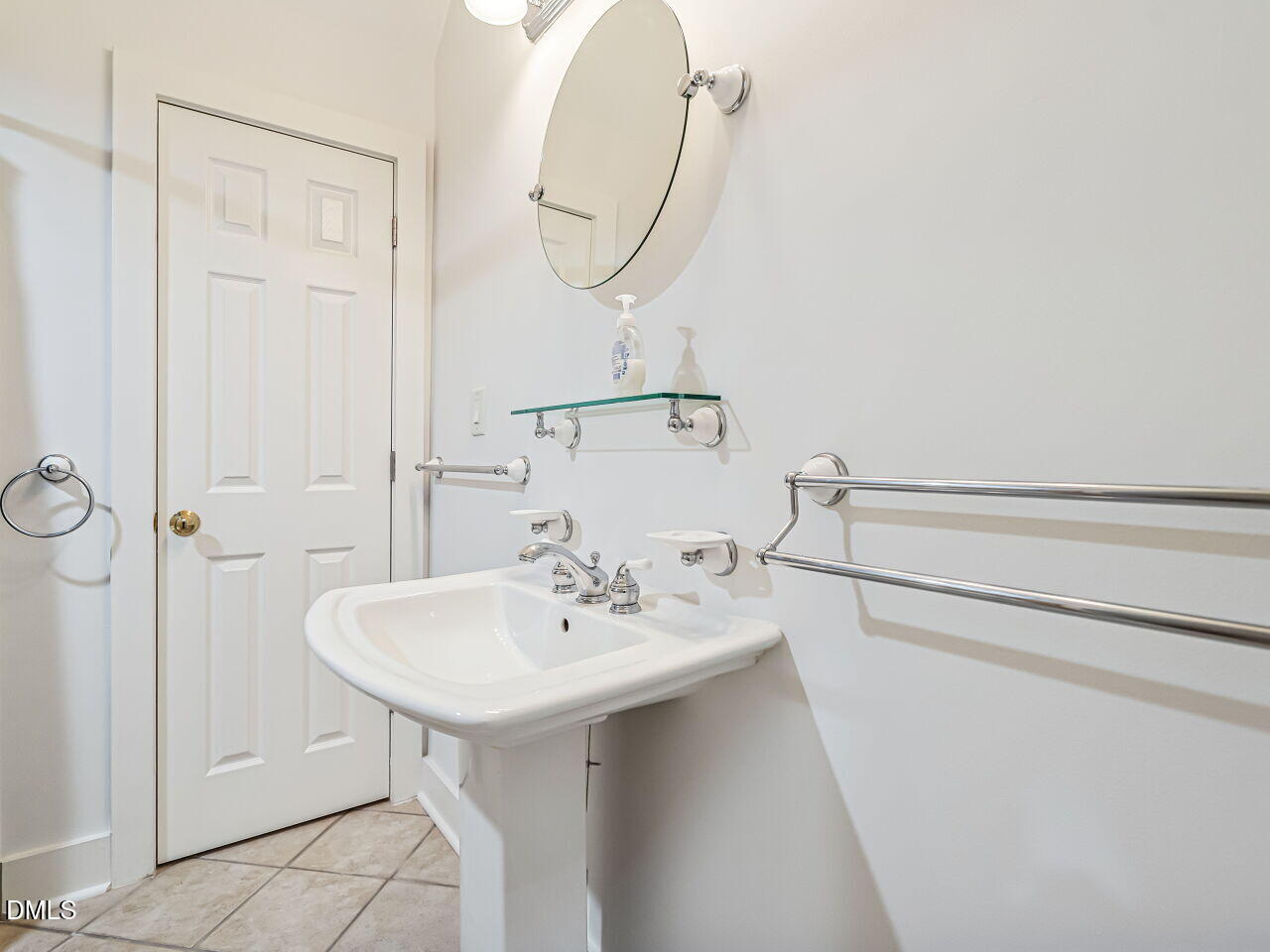 5533 Rolling Field Drive Property Photo 35