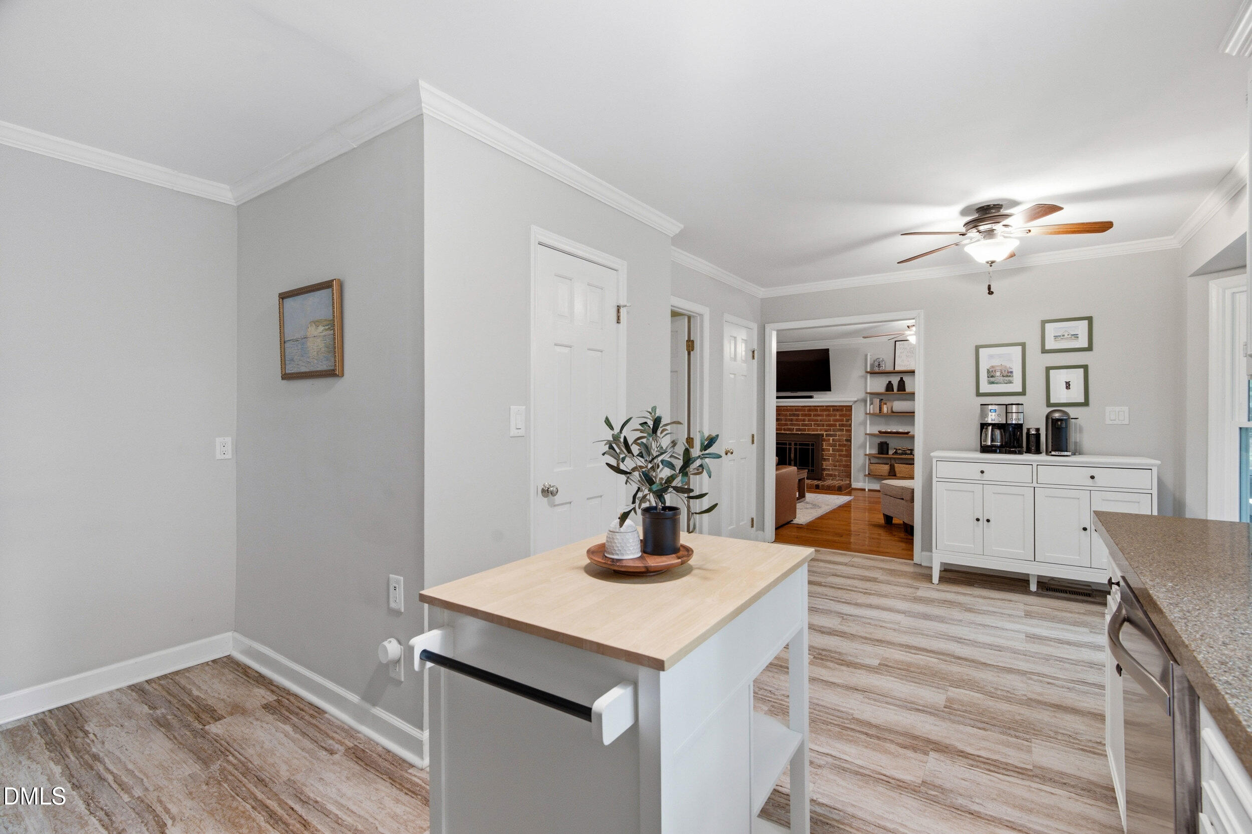 2901 Meadowview Court Property Photo 16
