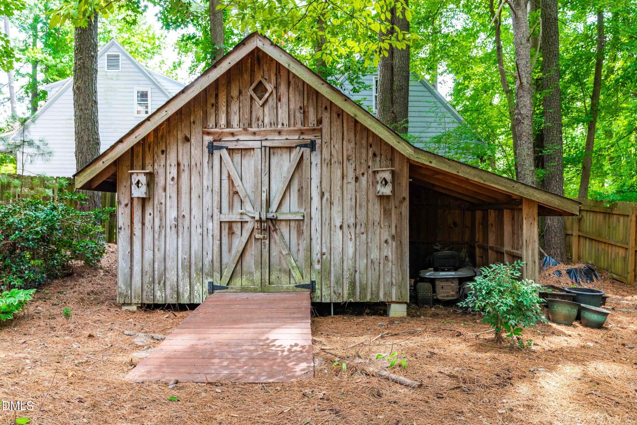 2901 Meadowview Court Property Photo 40