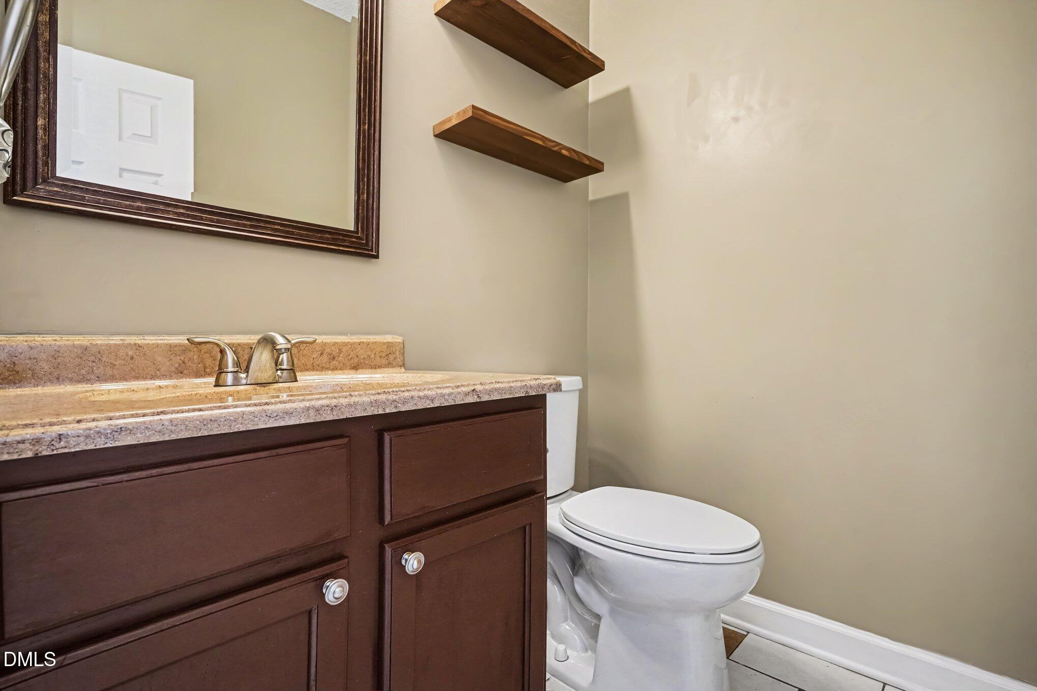 809 Rothshire Court Property Photo 10
