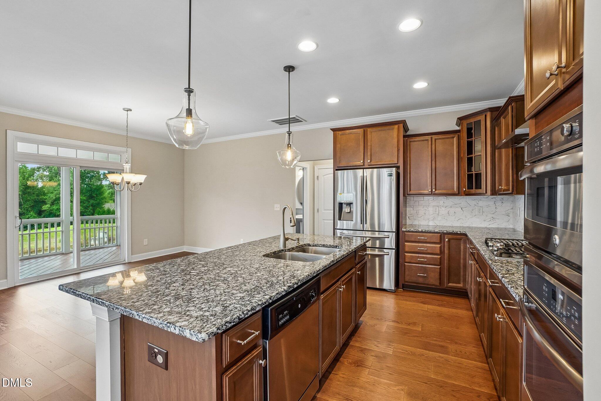 5041 Aspen Meadow Street Property Photo 12