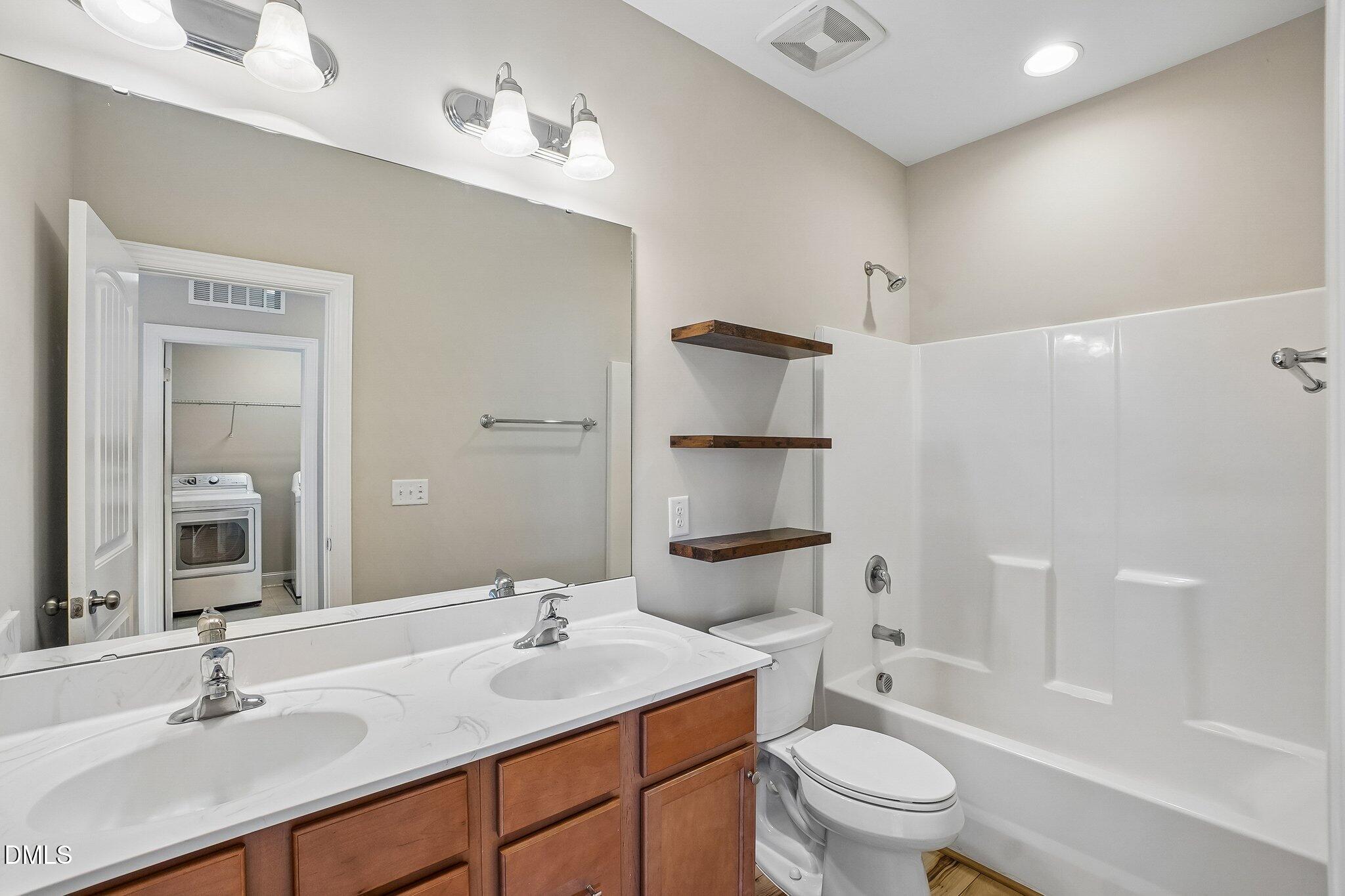 5041 Aspen Meadow Street Property Photo 18