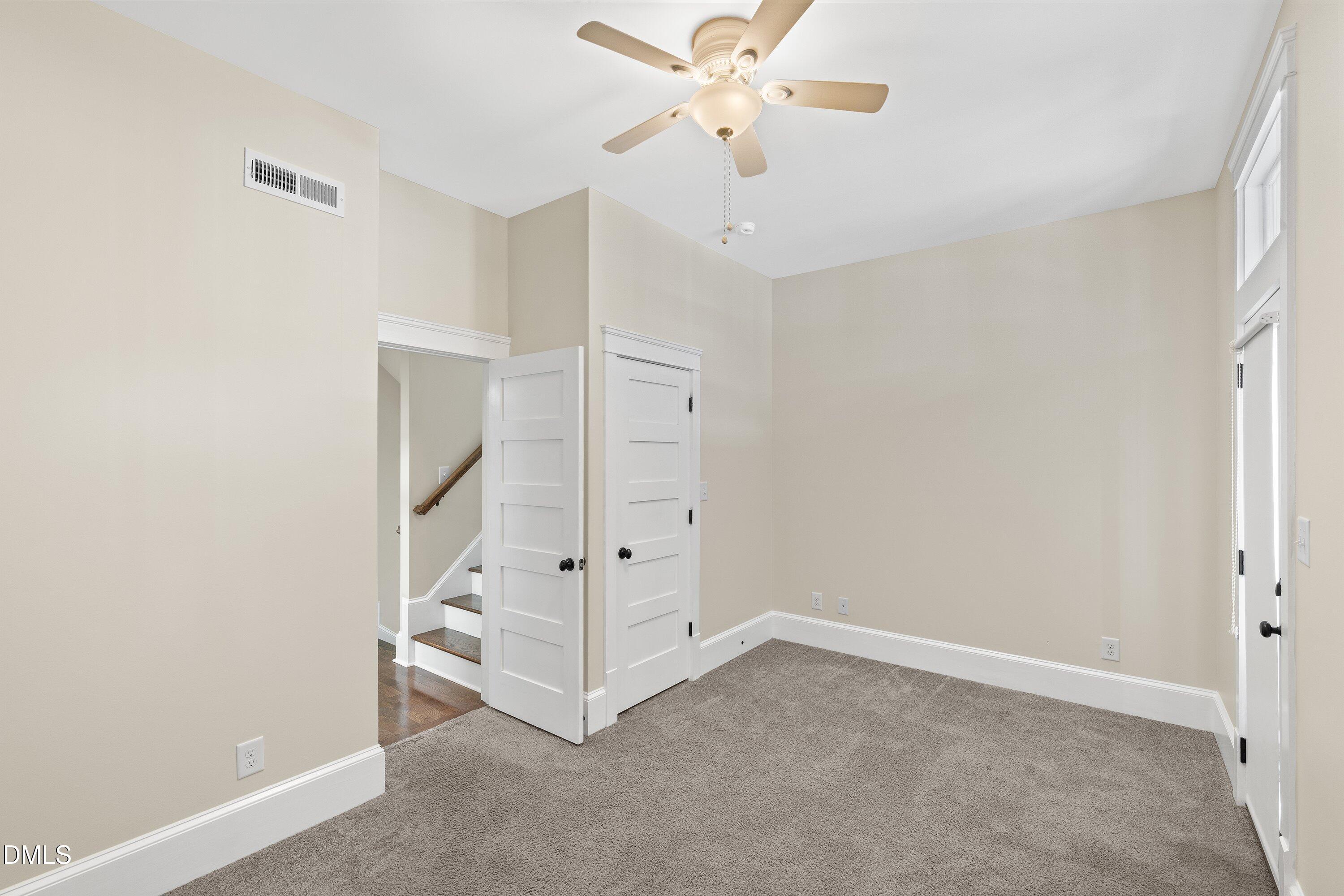 635 Effie Way Property Photo 30