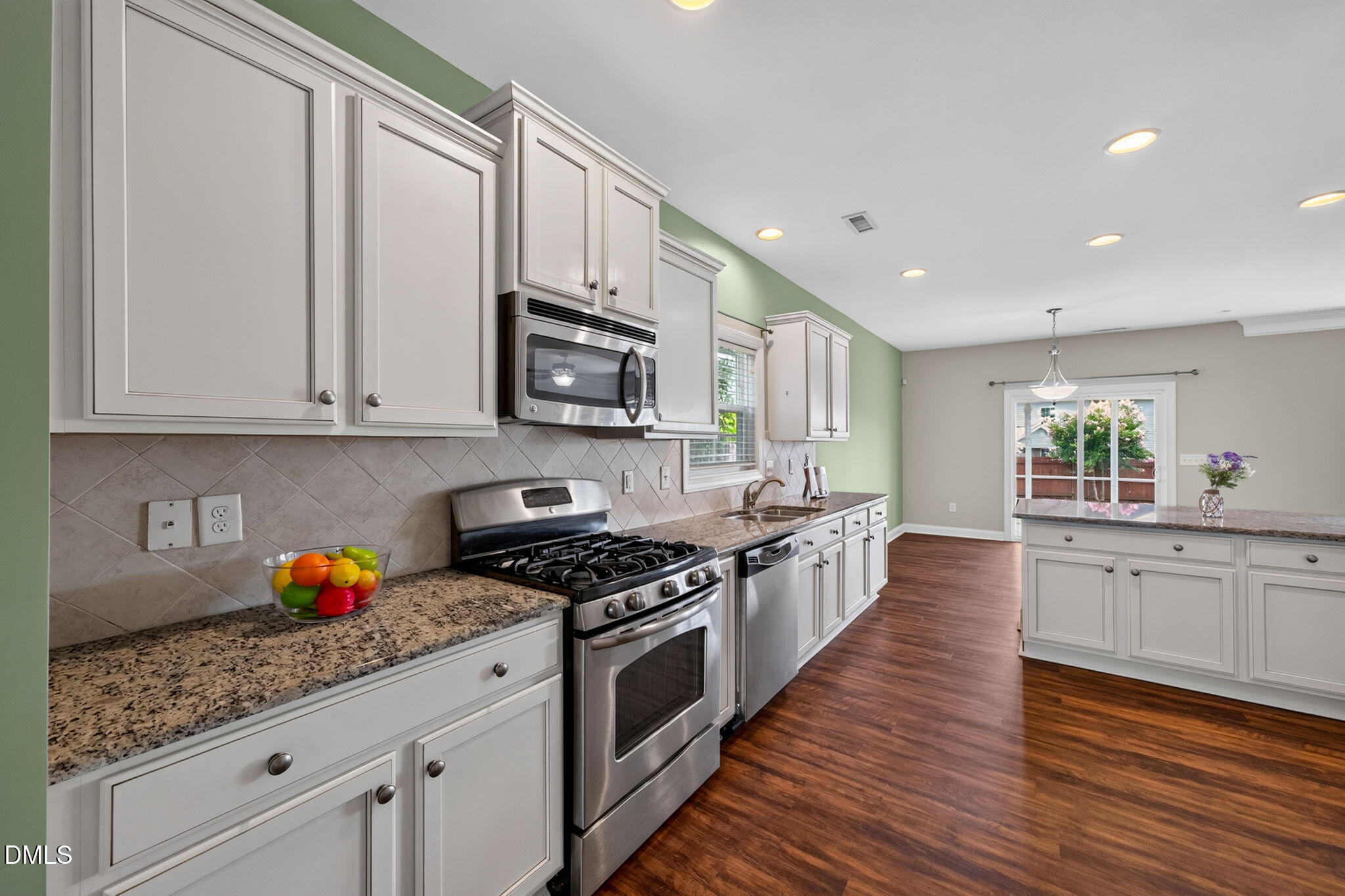 7604 Birchmoor Way Property Photo 4