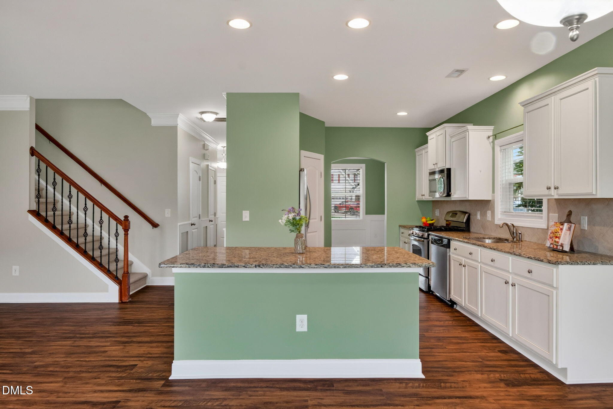 7604 Birchmoor Way Property Photo 8