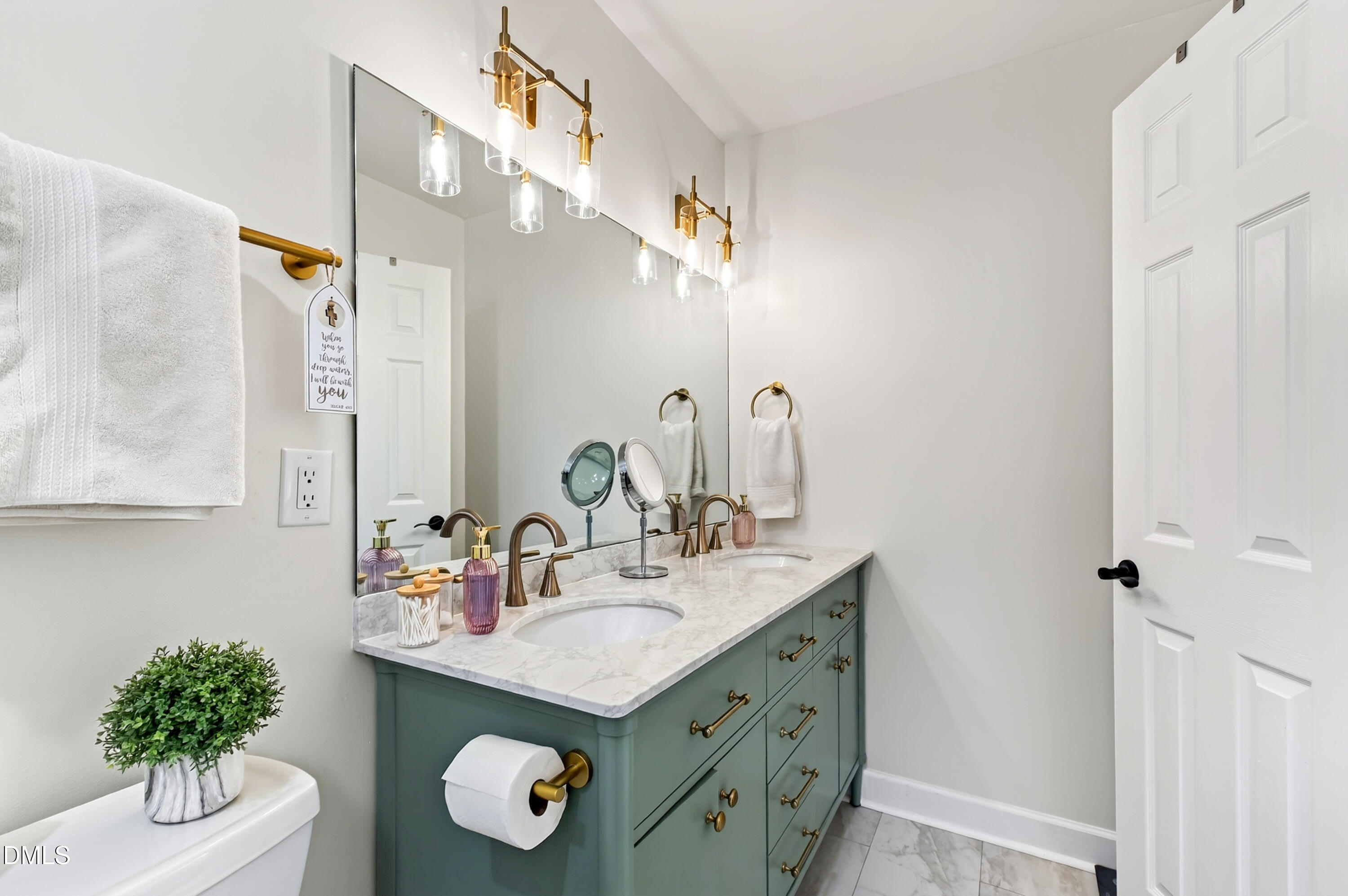 300 Madison Grove Place Property Photo 20