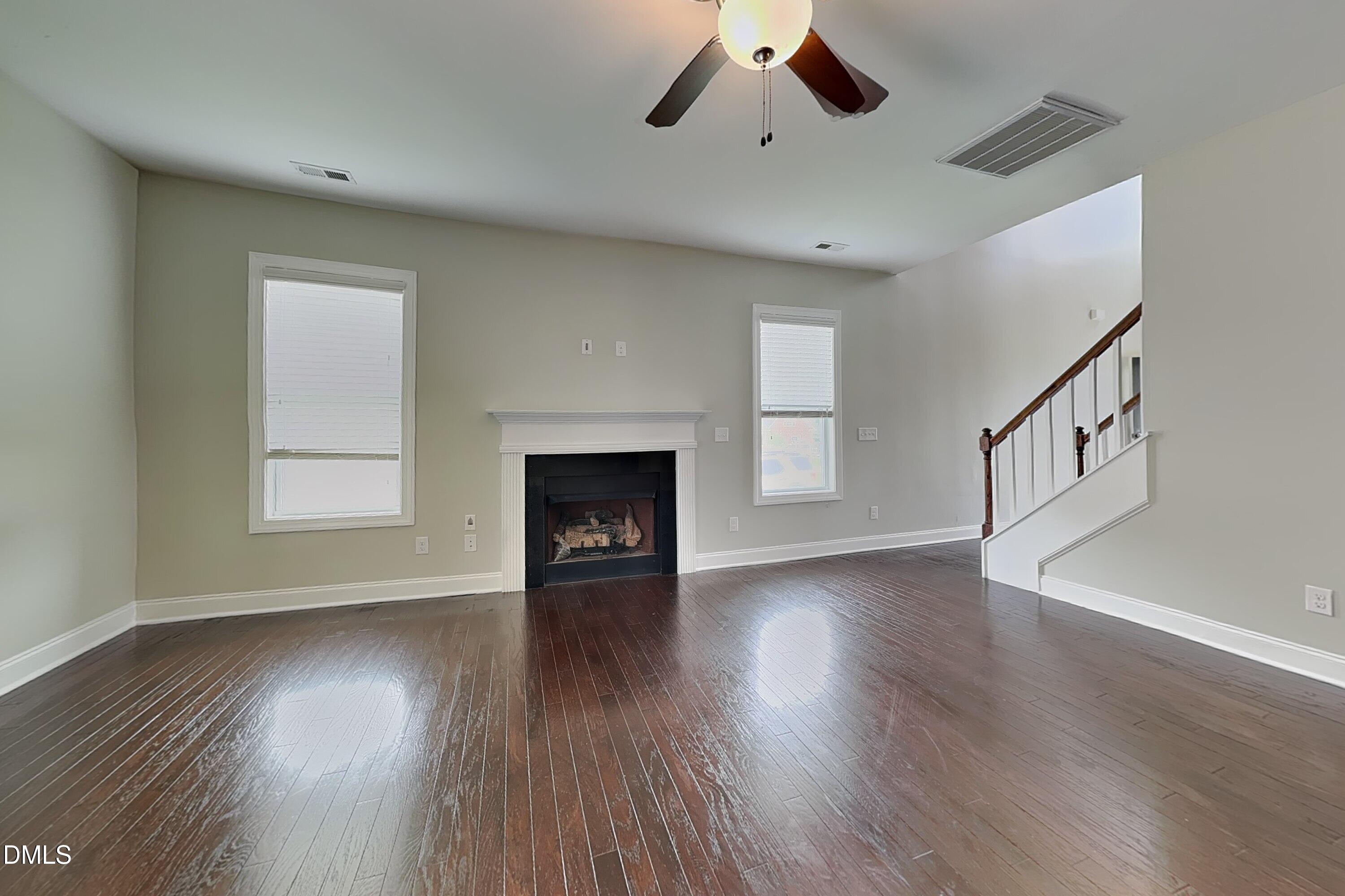 51 Tall Oak Court Property Photo 4