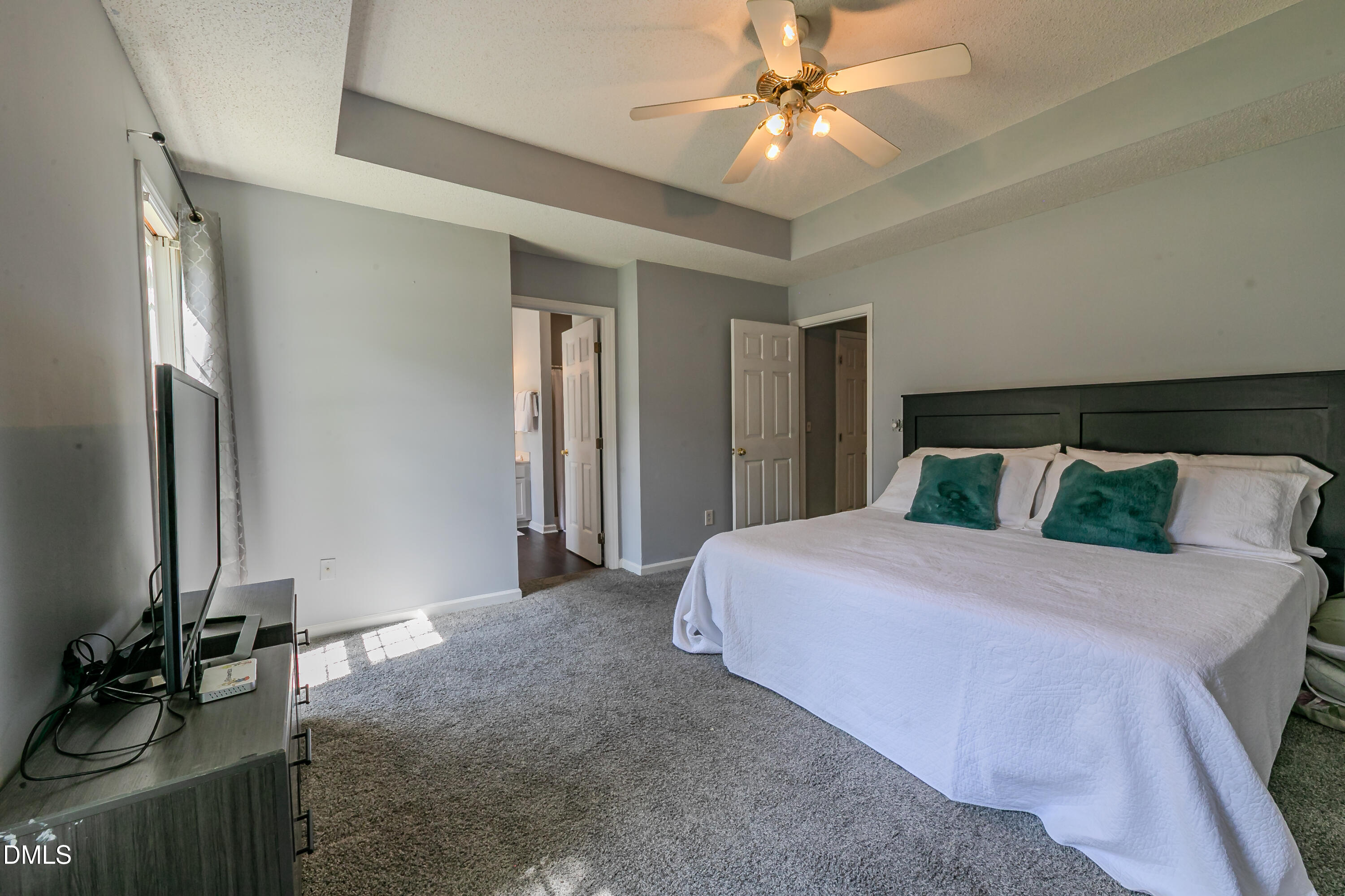 816 White Daisies Court Property Photo 24