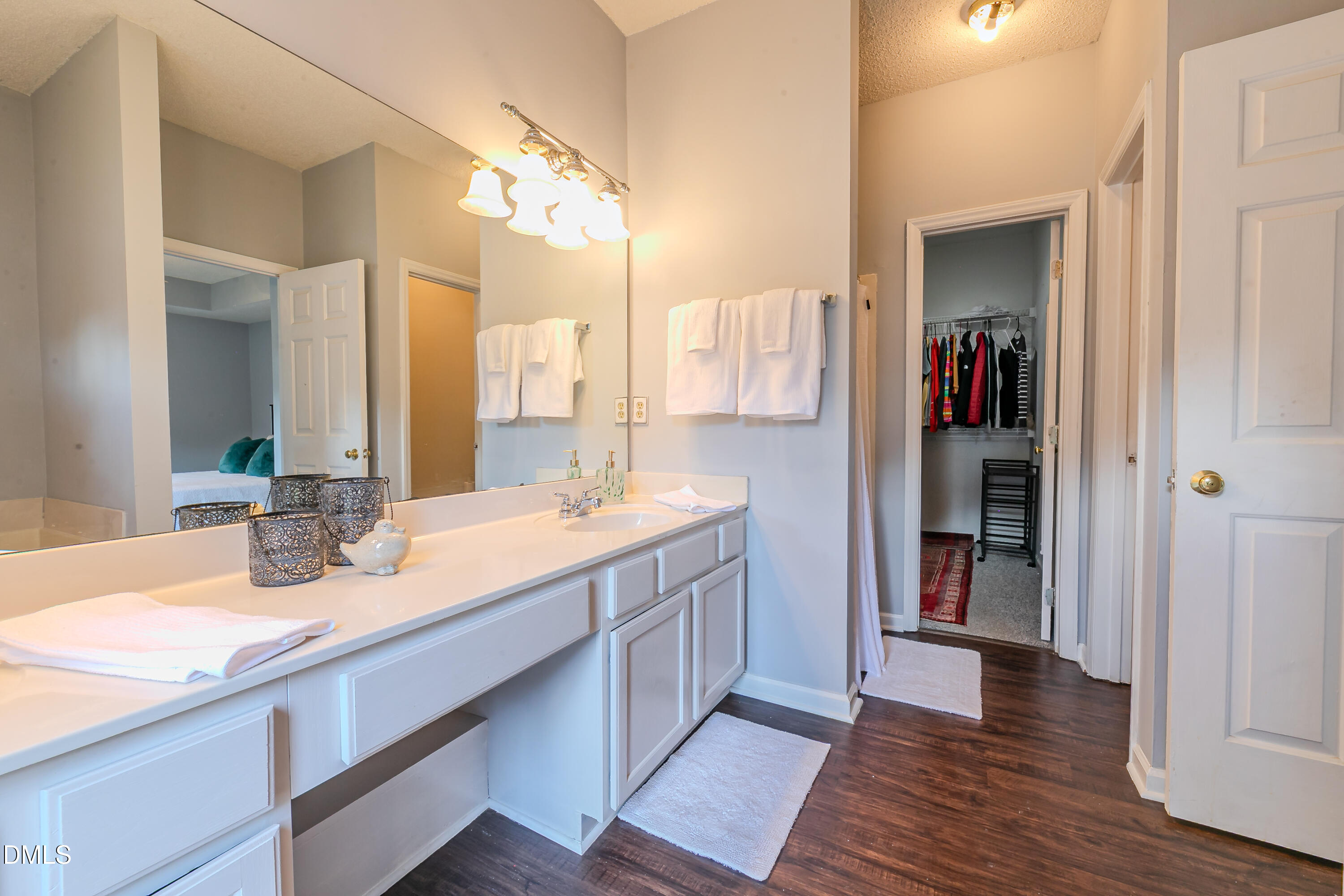 816 White Daisies Court Property Photo 27