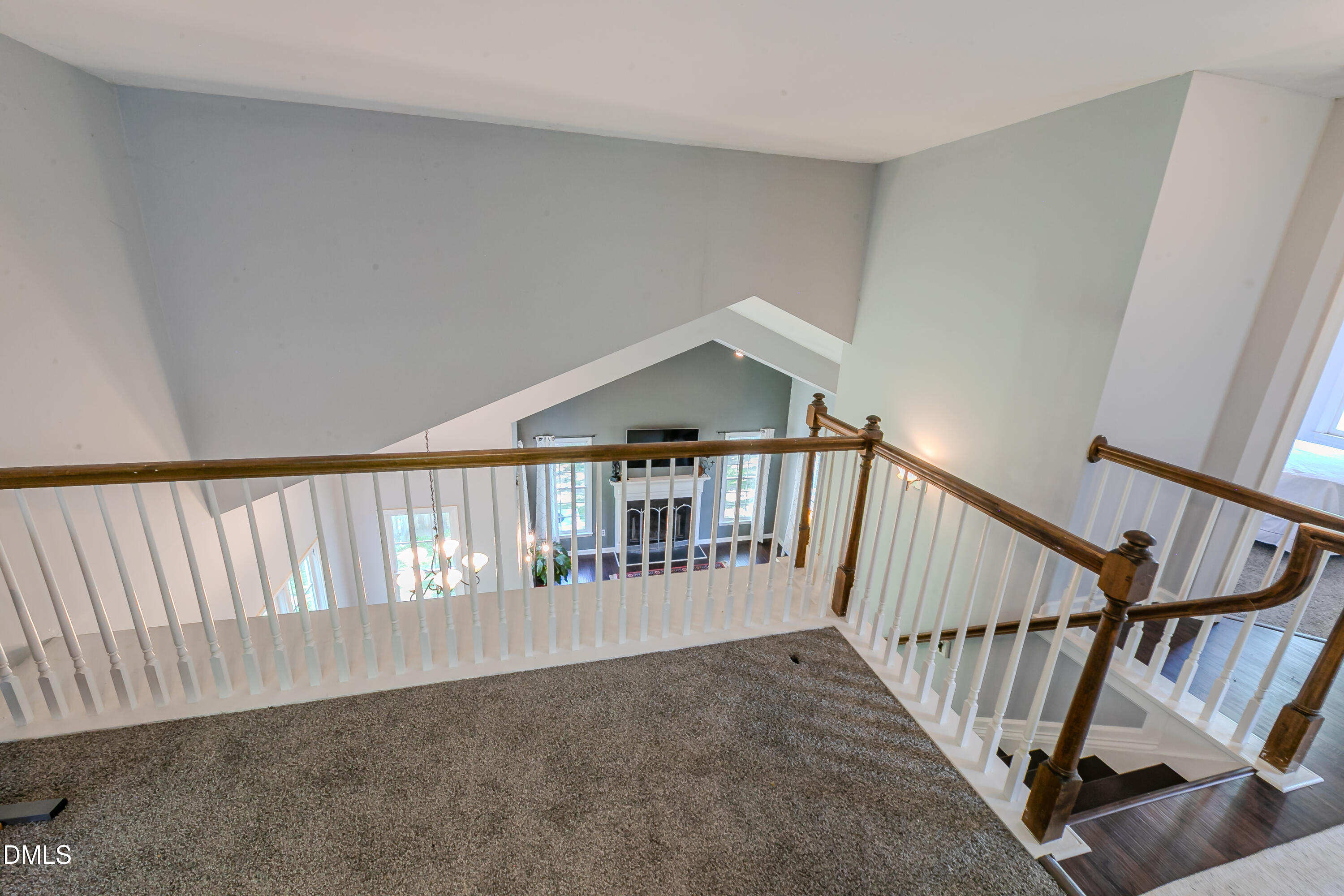 816 White Daisies Court Property Photo 30