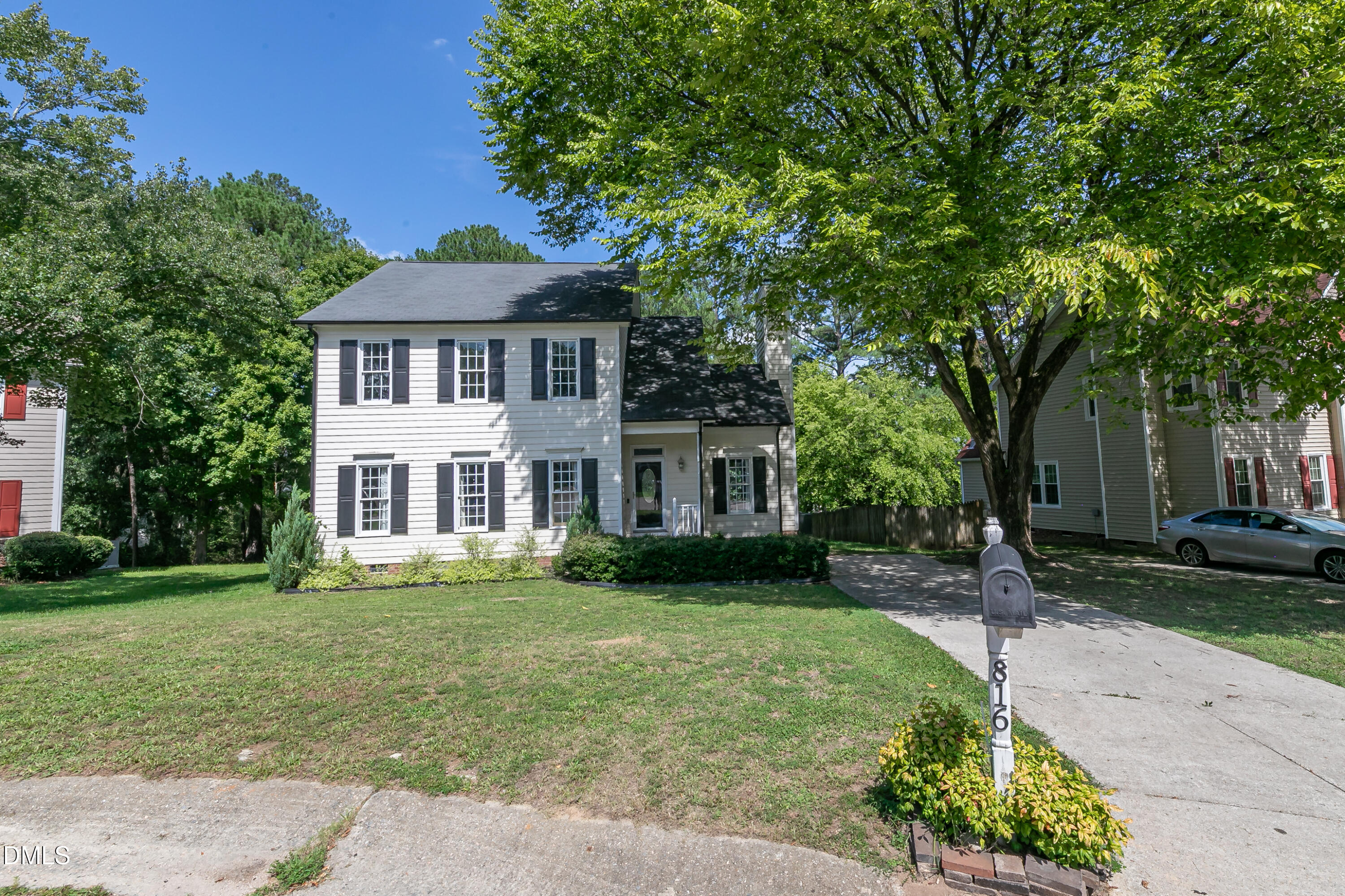 816 White Daisies Court Property Photo 42
