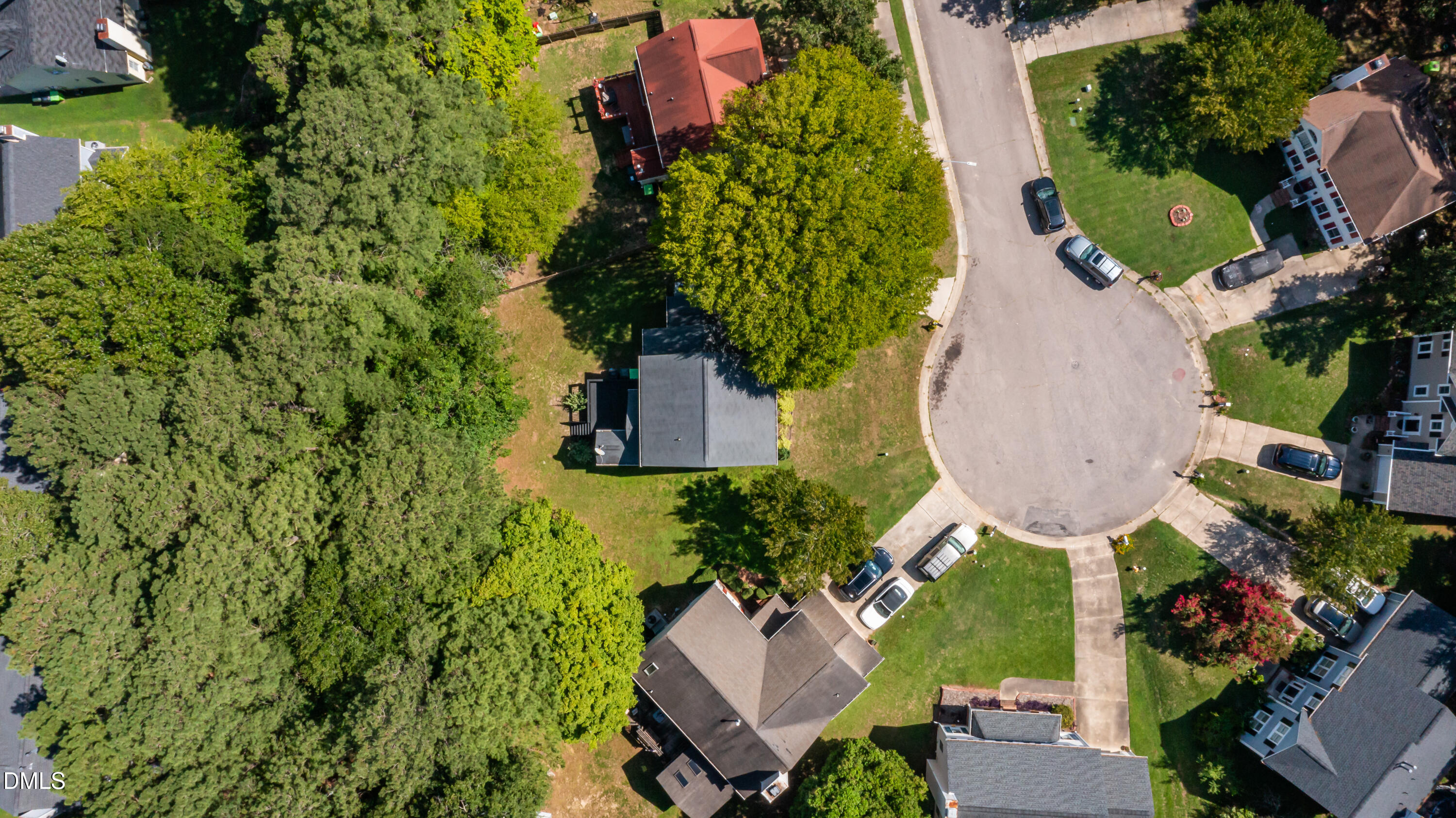 816 White Daisies Court Property Photo 44