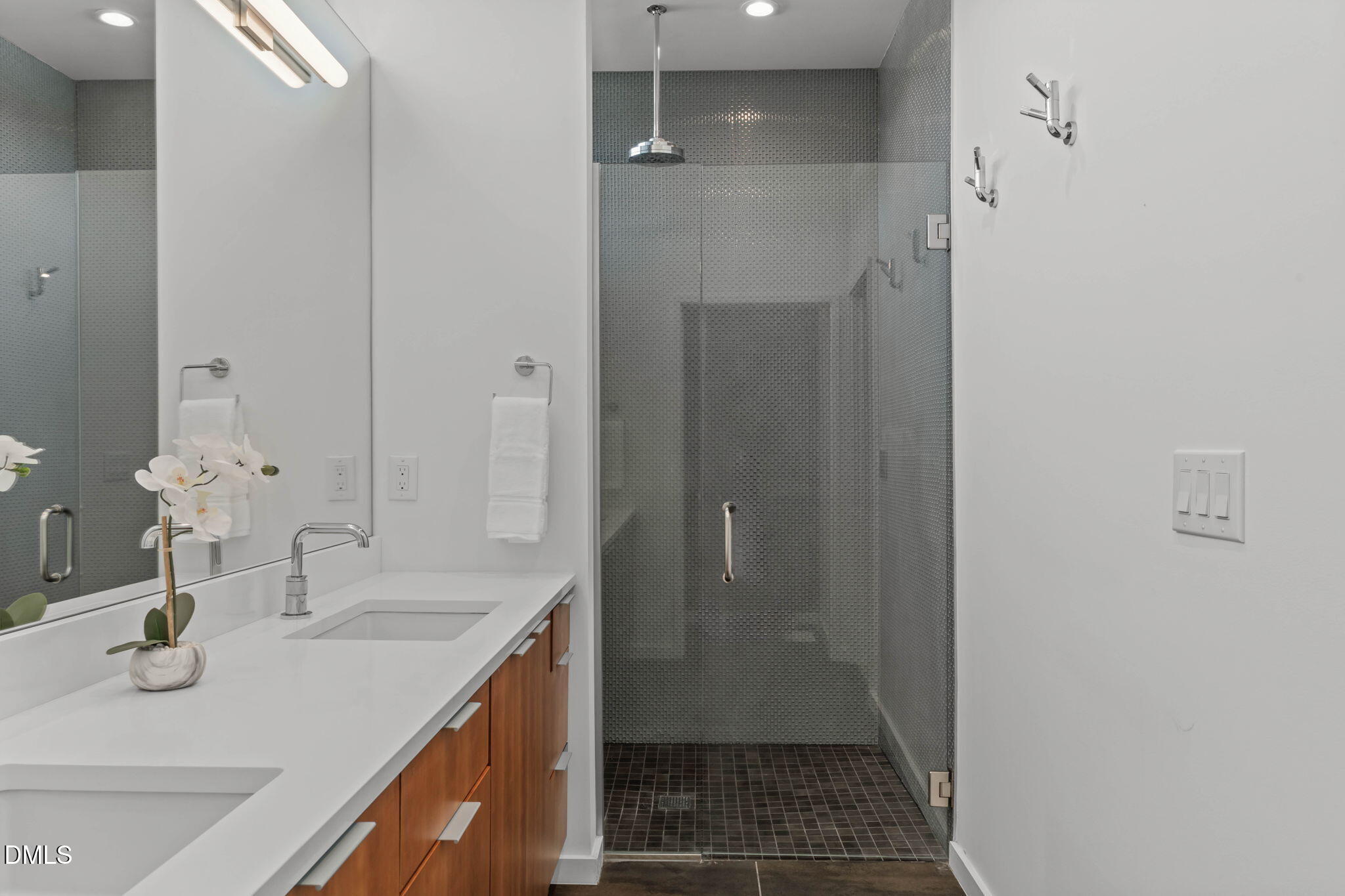 808 Glendale Avenue Property Photo 39