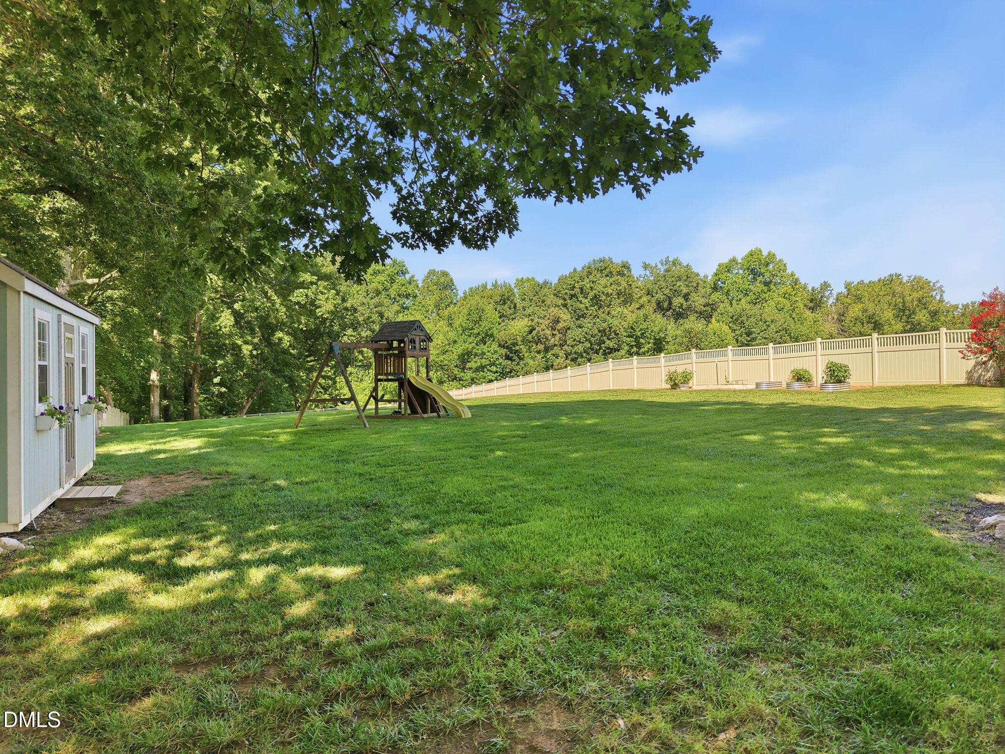 1015 Bluebell Lane Property Photo 6