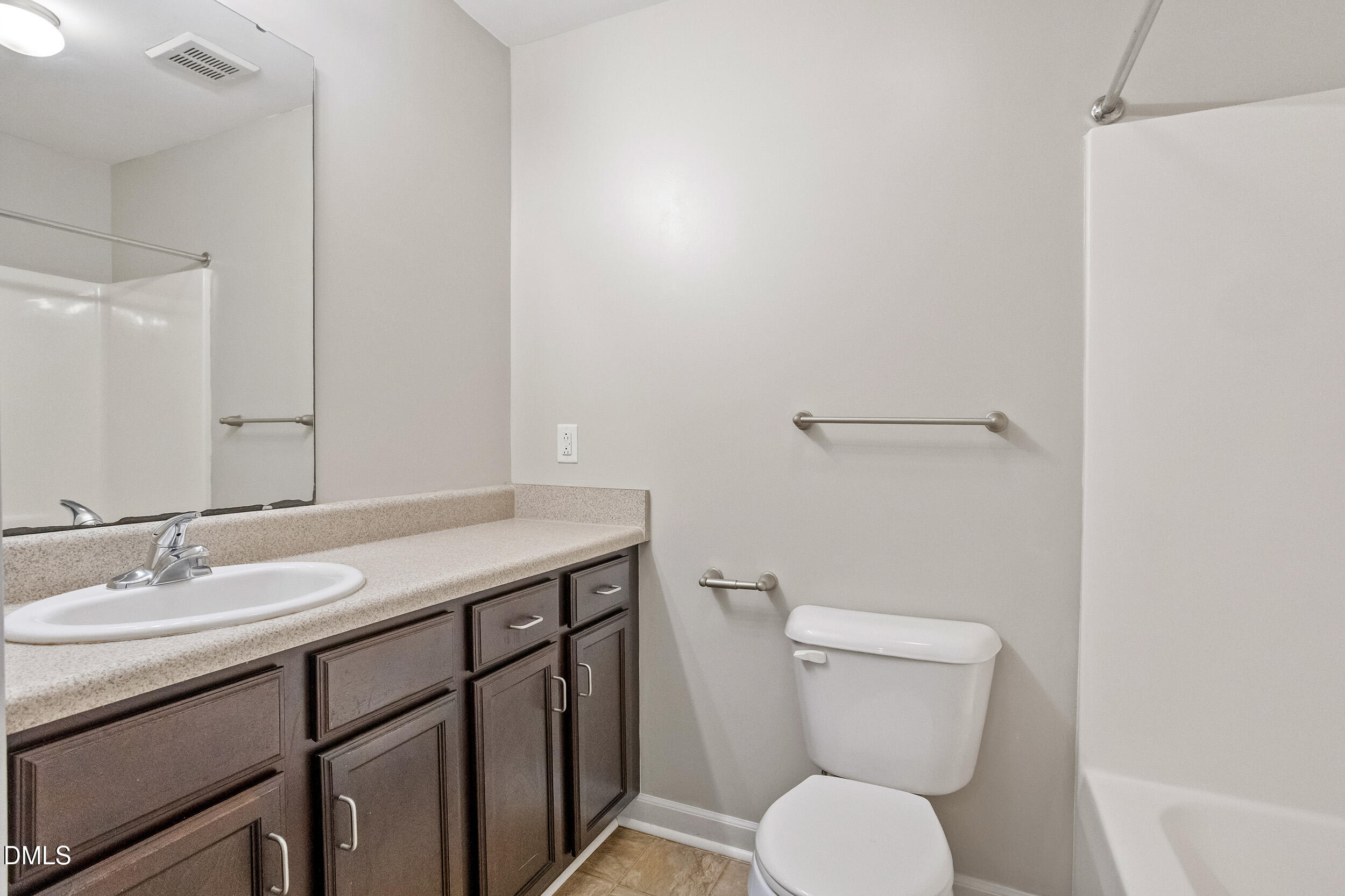 1501 Graduate Lane Property Photo 17