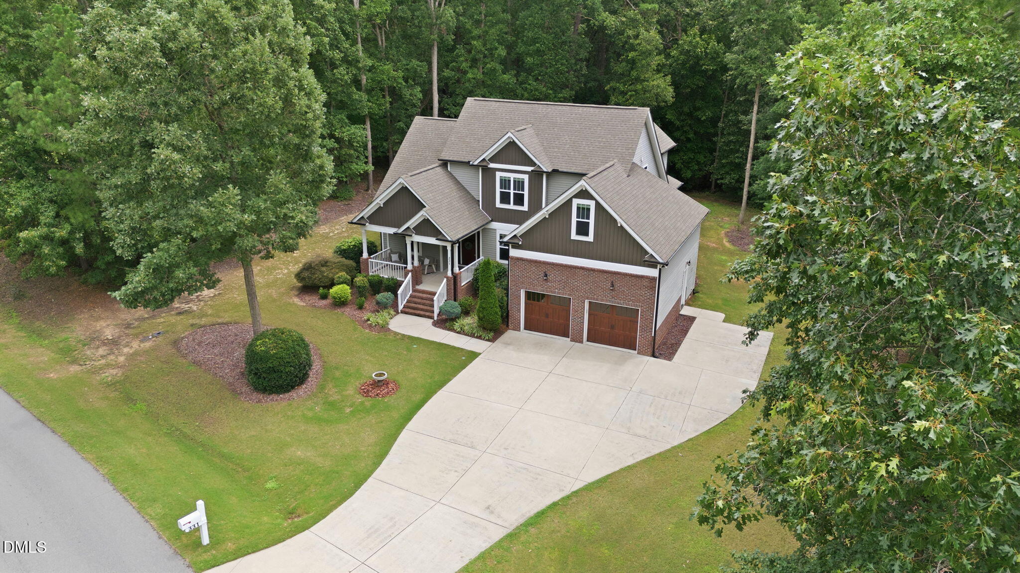 331 Forest Oaks Drive Property Photo 1