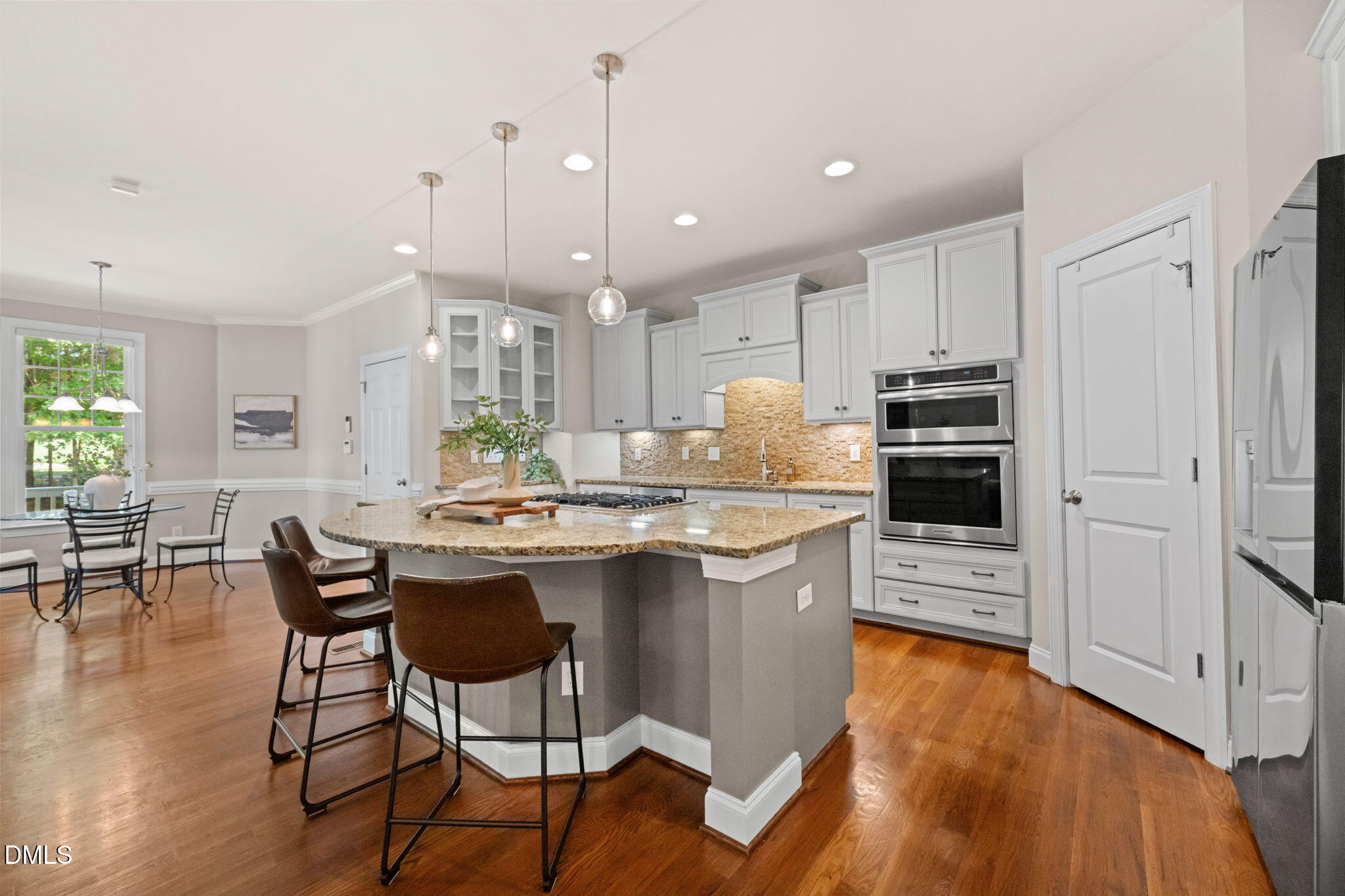 613 Morning Oaks Drive Property Photo 4