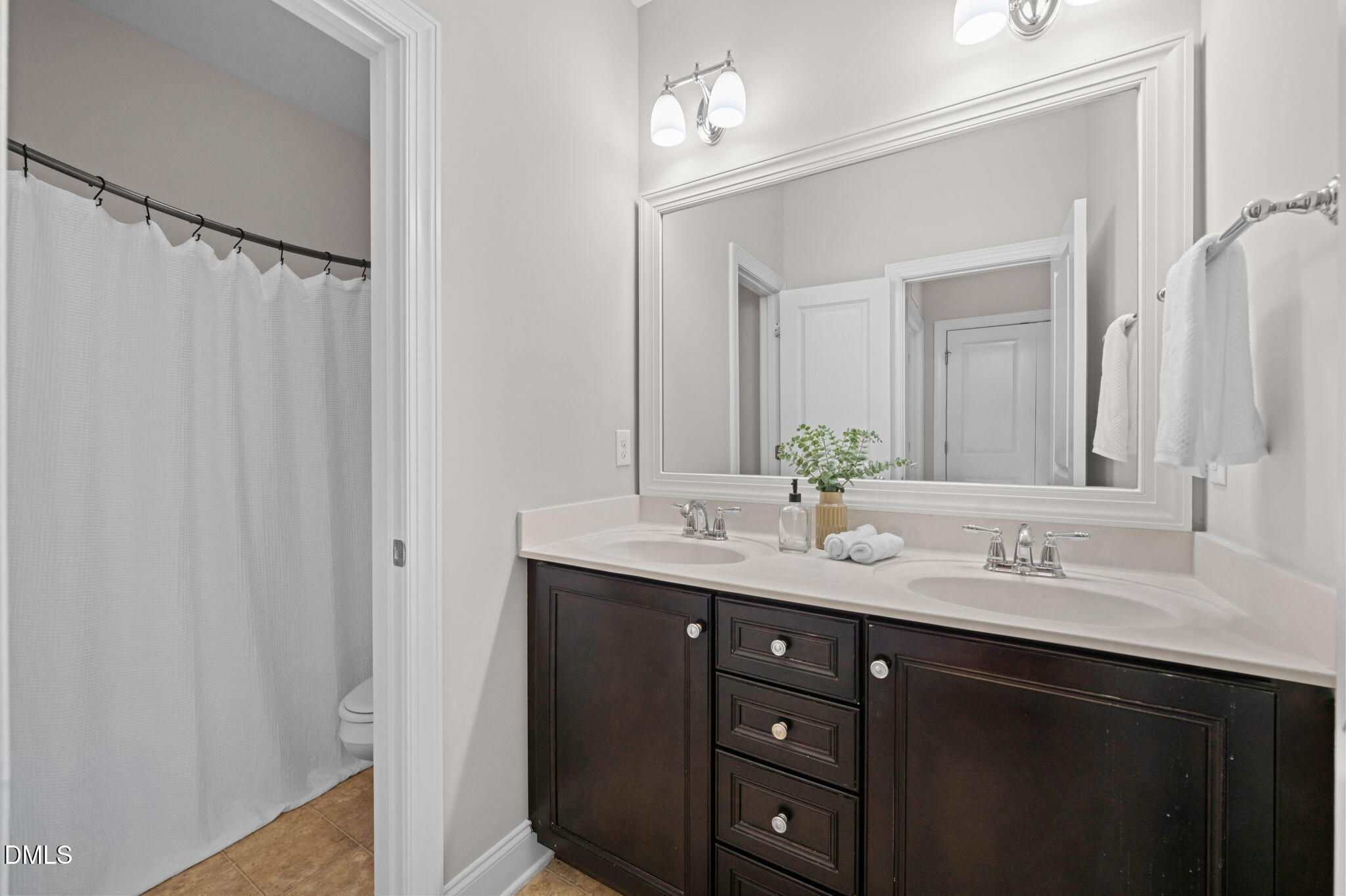 613 Morning Oaks Drive Property Photo 34