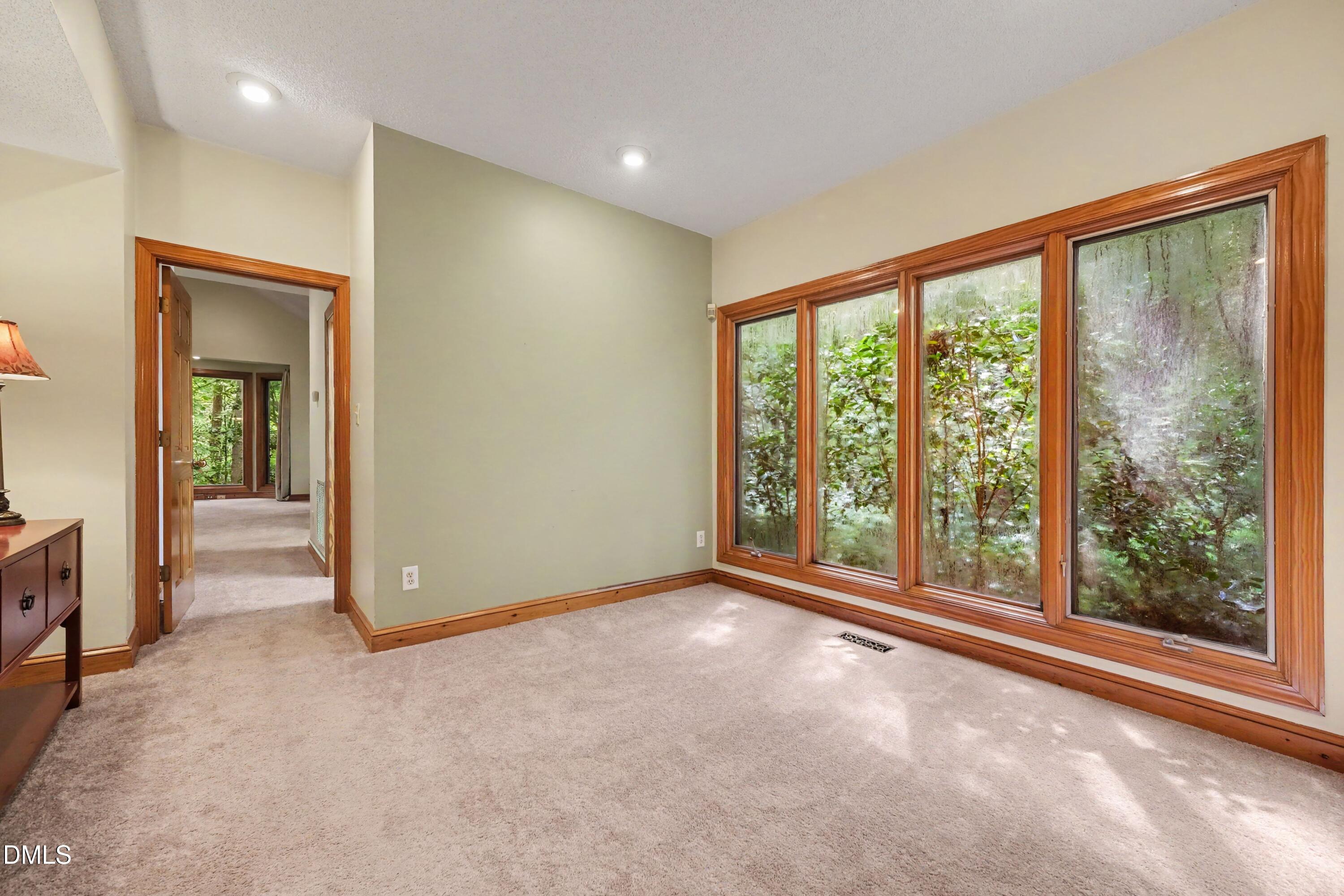 9921 Waterview Road Property Photo 12