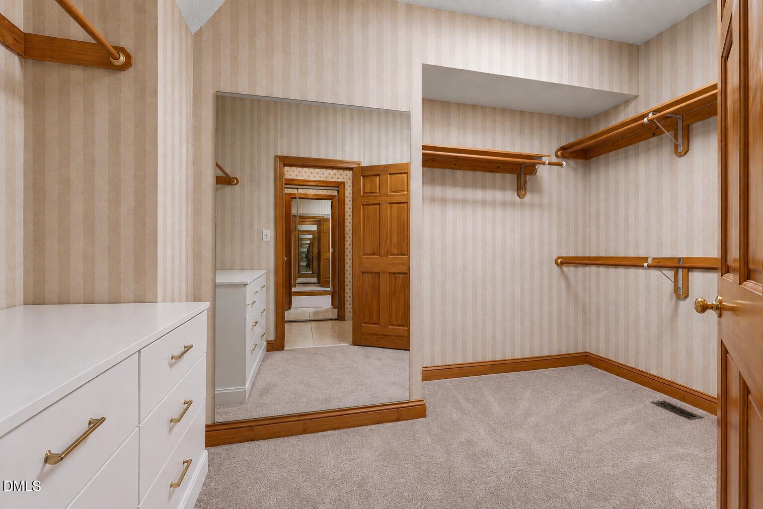 9921 Waterview Road Property Photo 18
