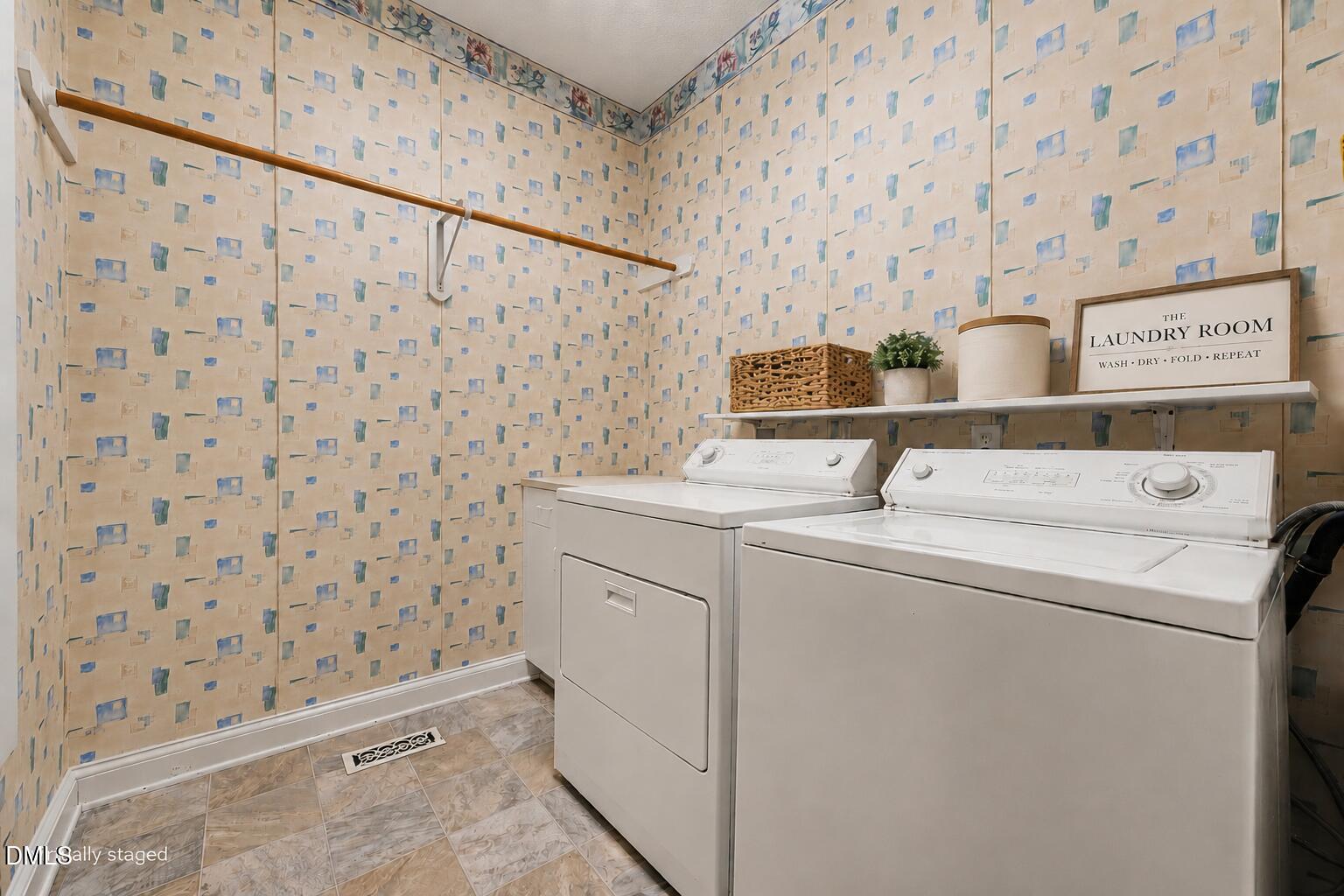 9921 Waterview Road Property Photo 20