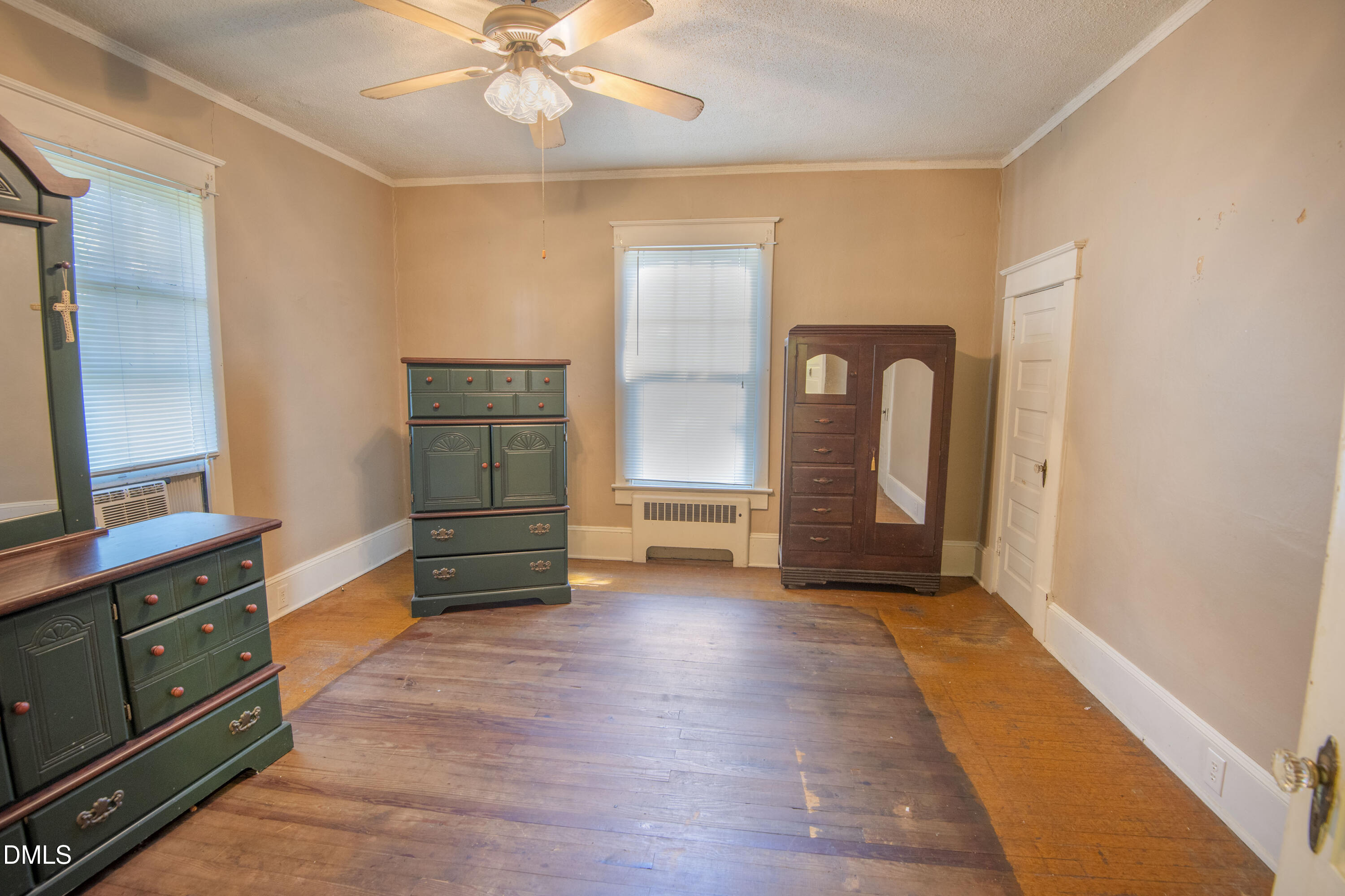 204 E Baker Street Property Photo 13