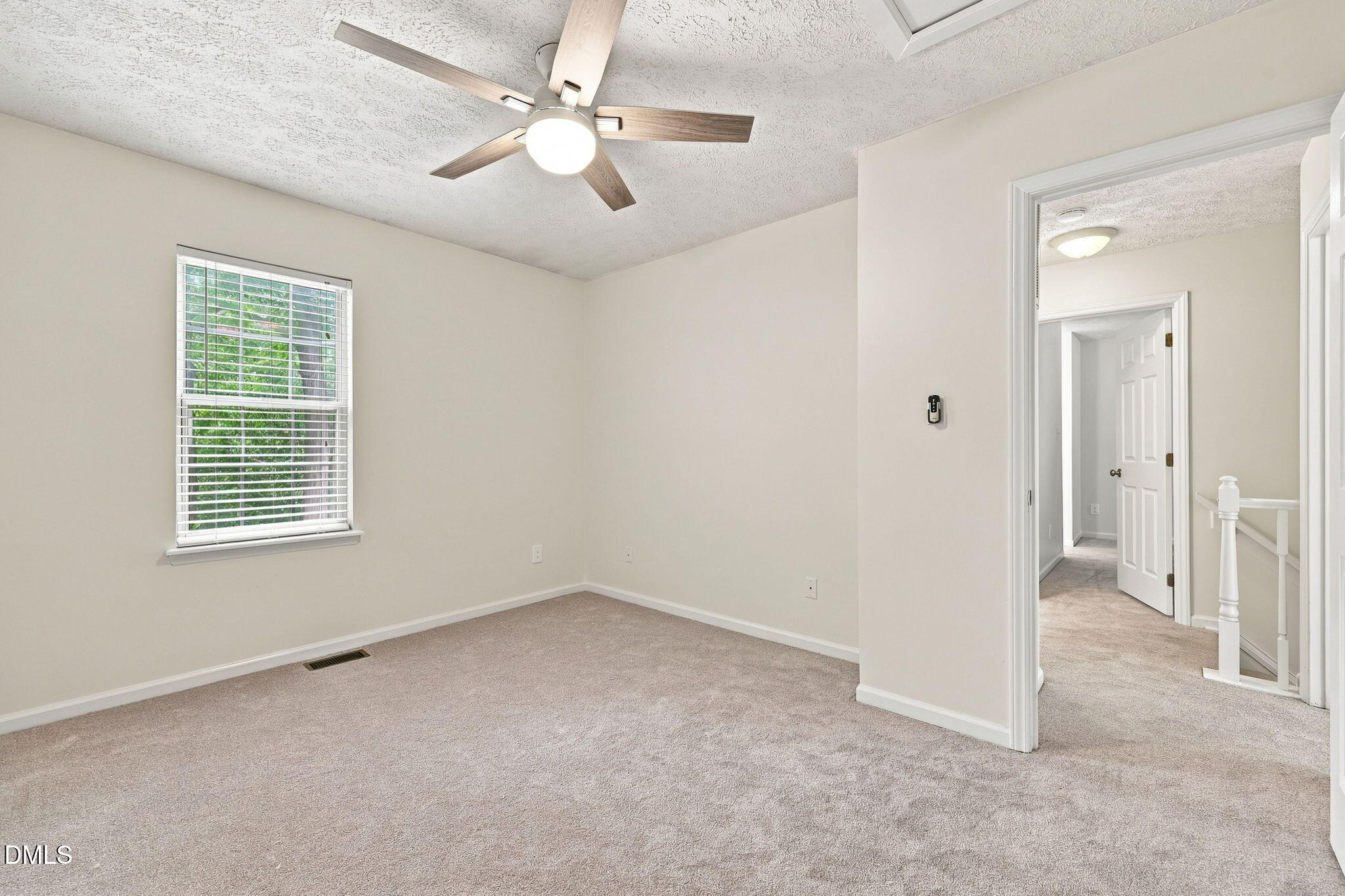 1916 Sierra Drive Property Photo 8