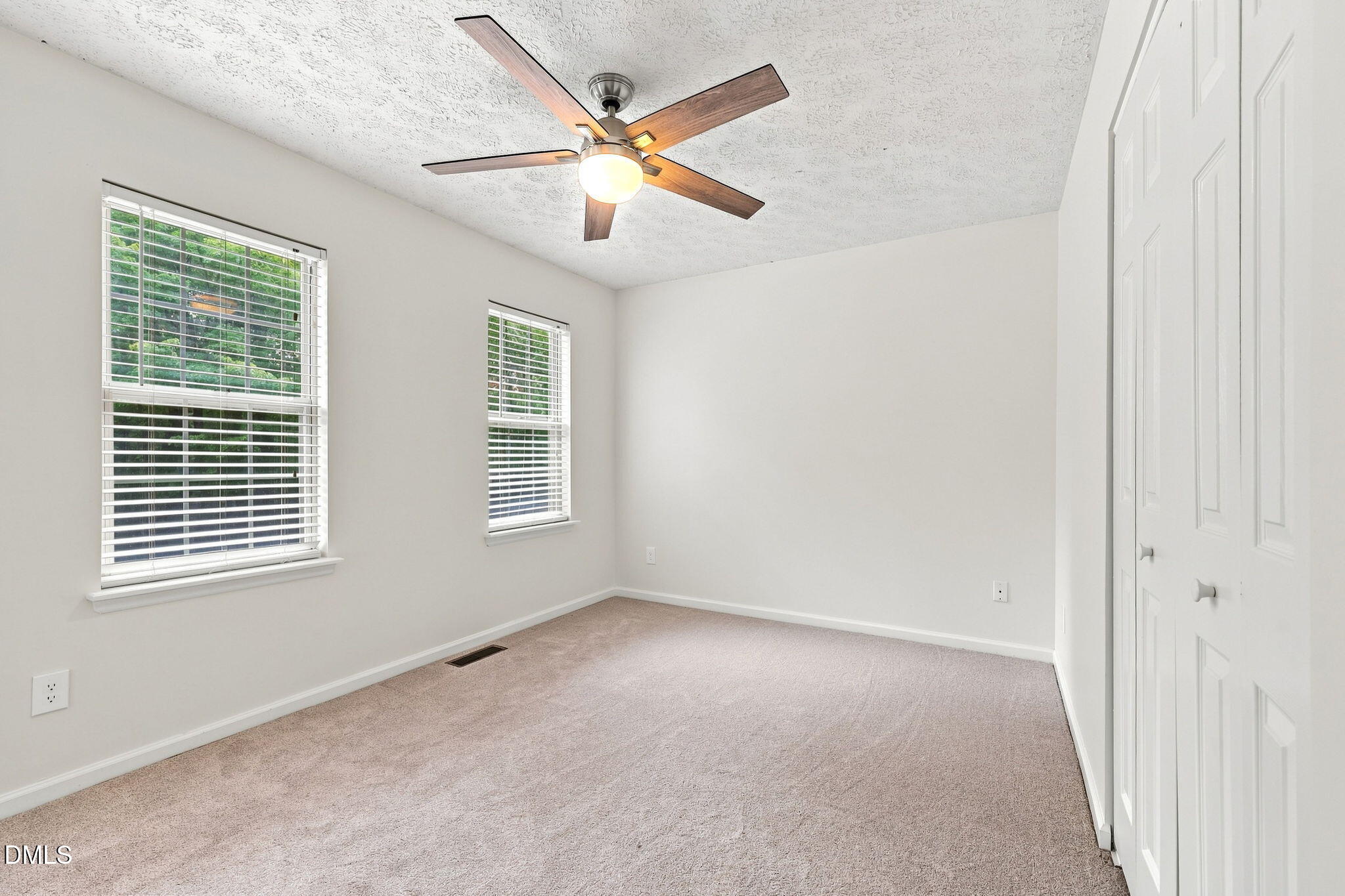 1916 Sierra Drive Property Photo 9