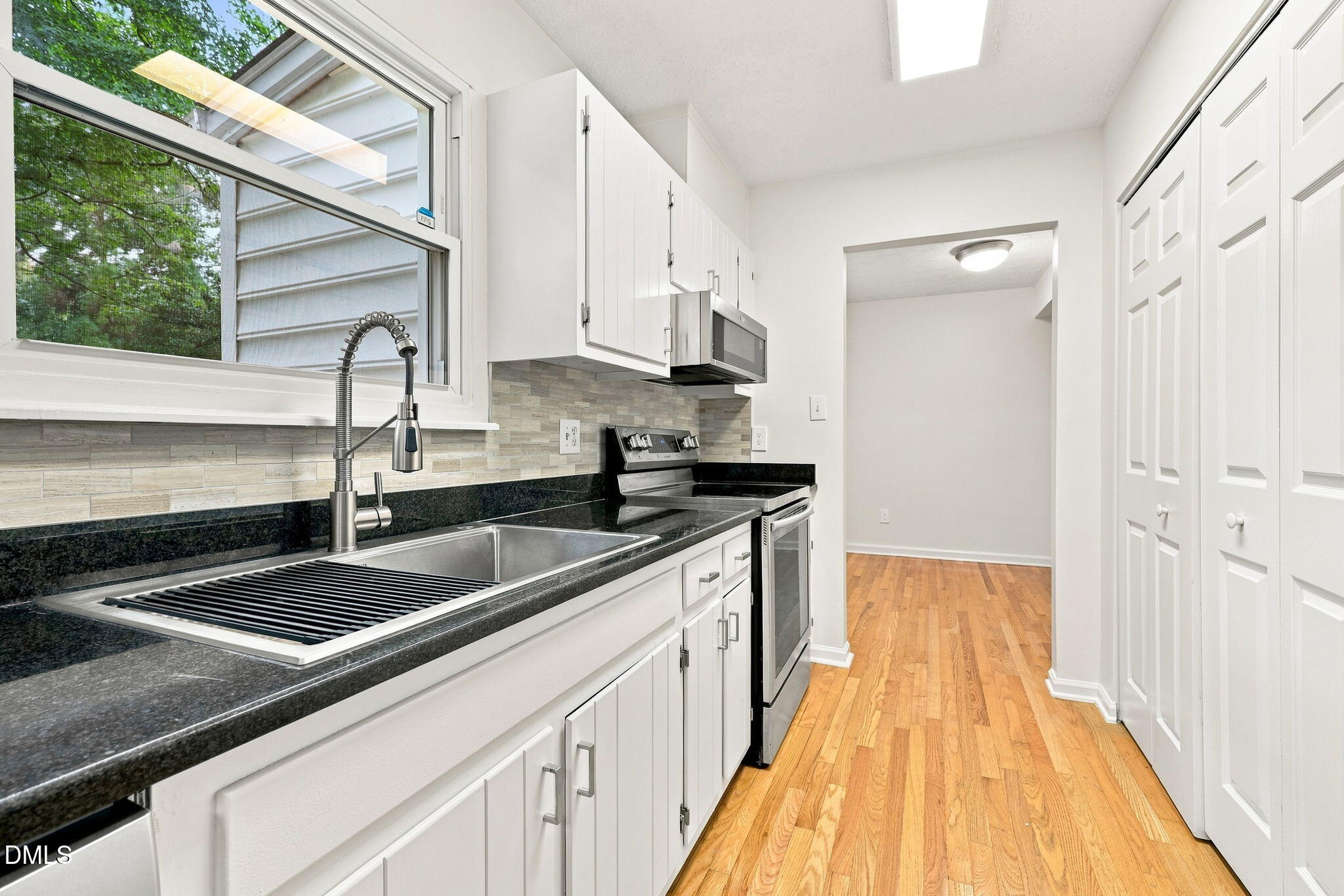 1916 Sierra Drive Property Photo 20