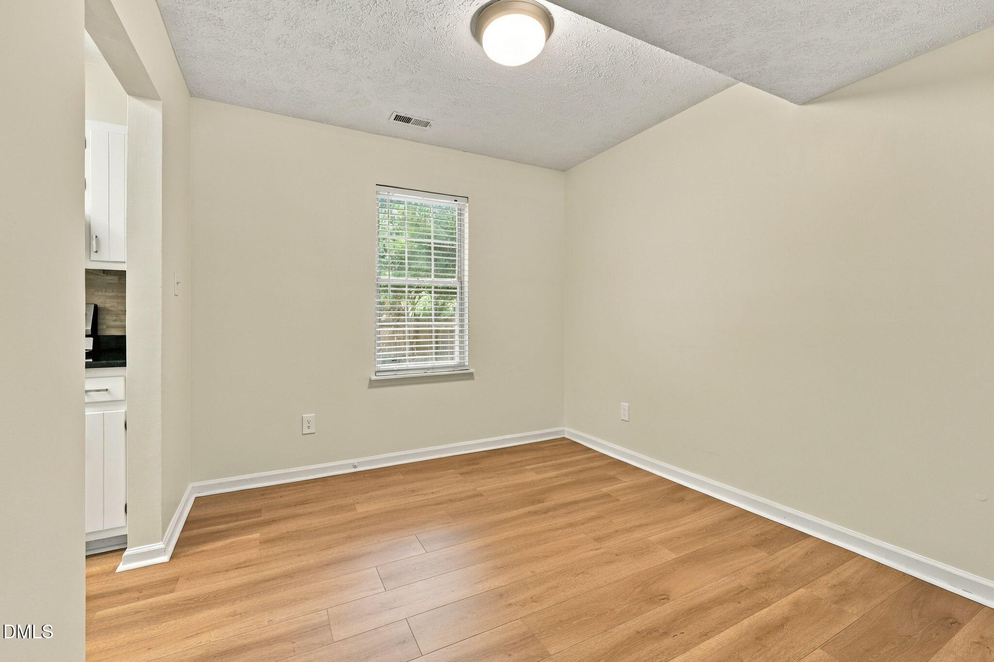 1916 Sierra Drive Property Photo 28